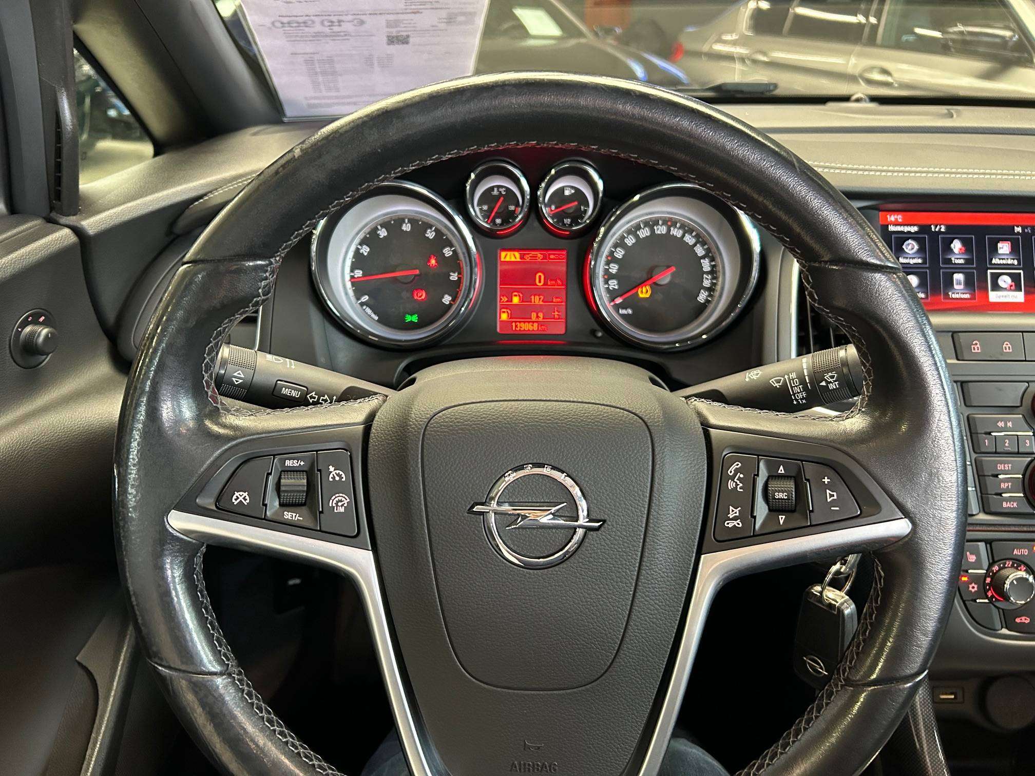 Opel Cascada 1.4 Turbo Alu18"/Leder/Xenon/VerwZet/Pdc/Cam *1j garantie*