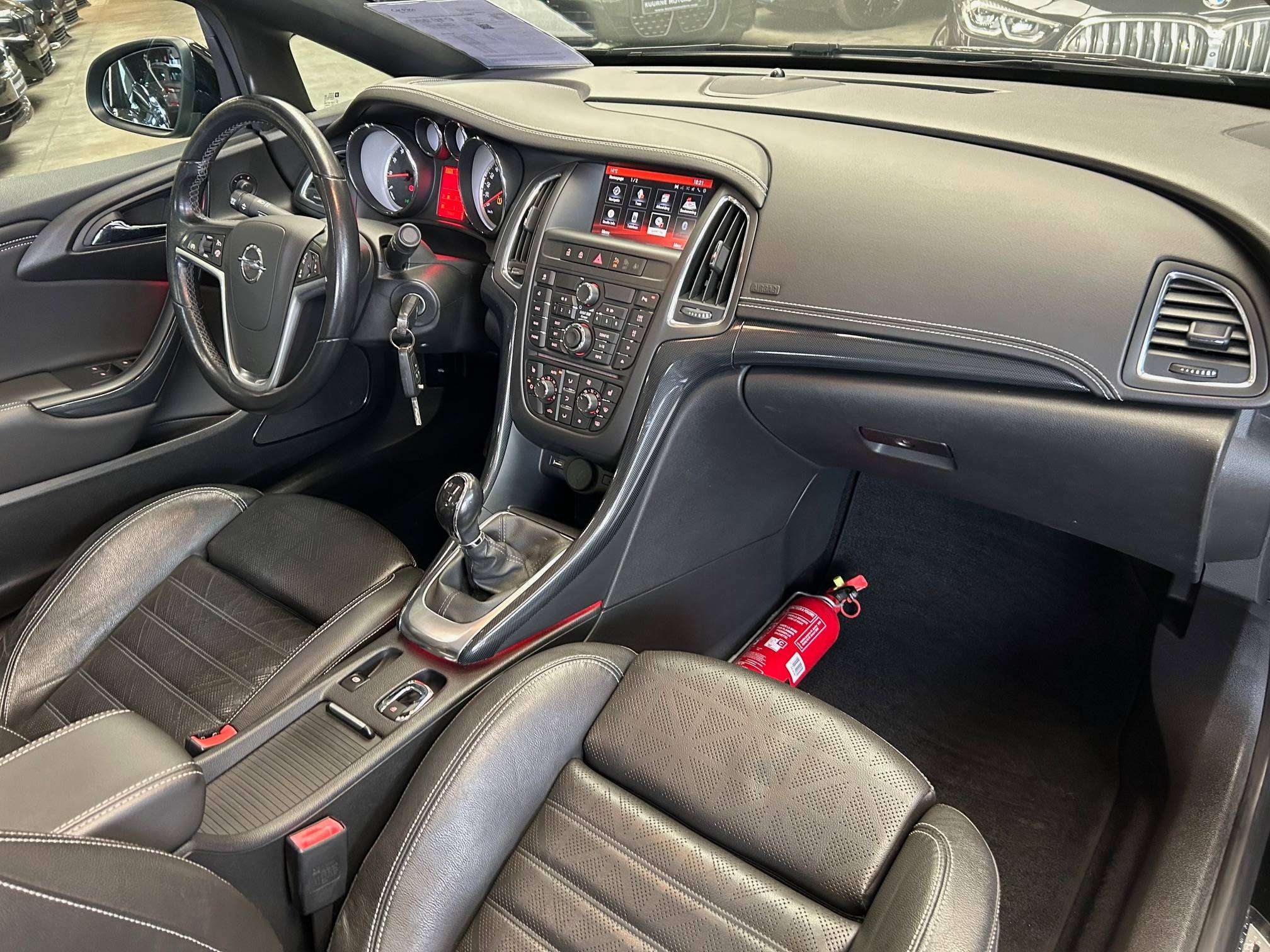 Opel Cascada 1.4 Turbo Alu18"/Leder/Xenon/VerwZet/Pdc/Cam *1j garantie*