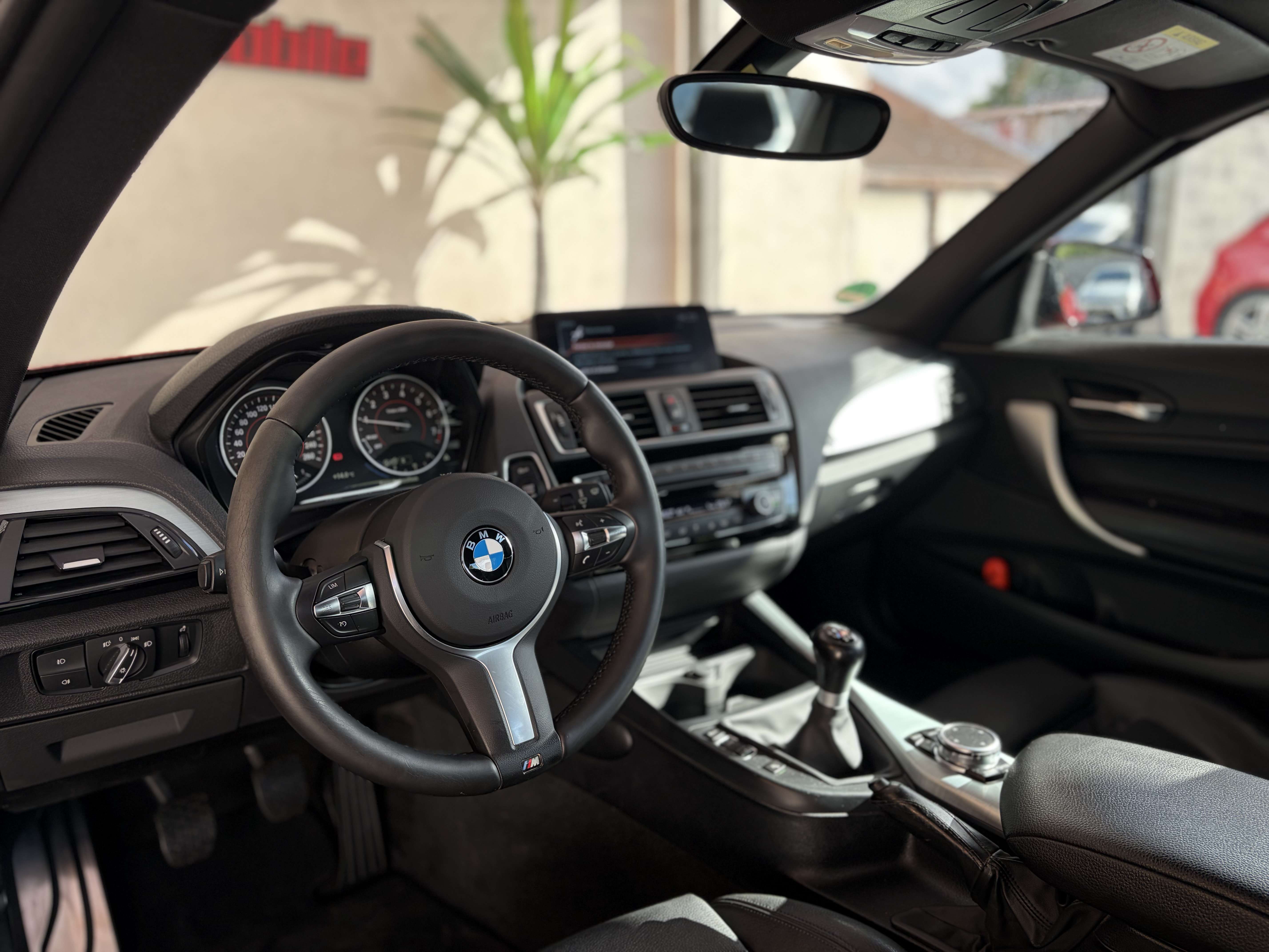 BMW 218 BMW 218i Coupé Pack M