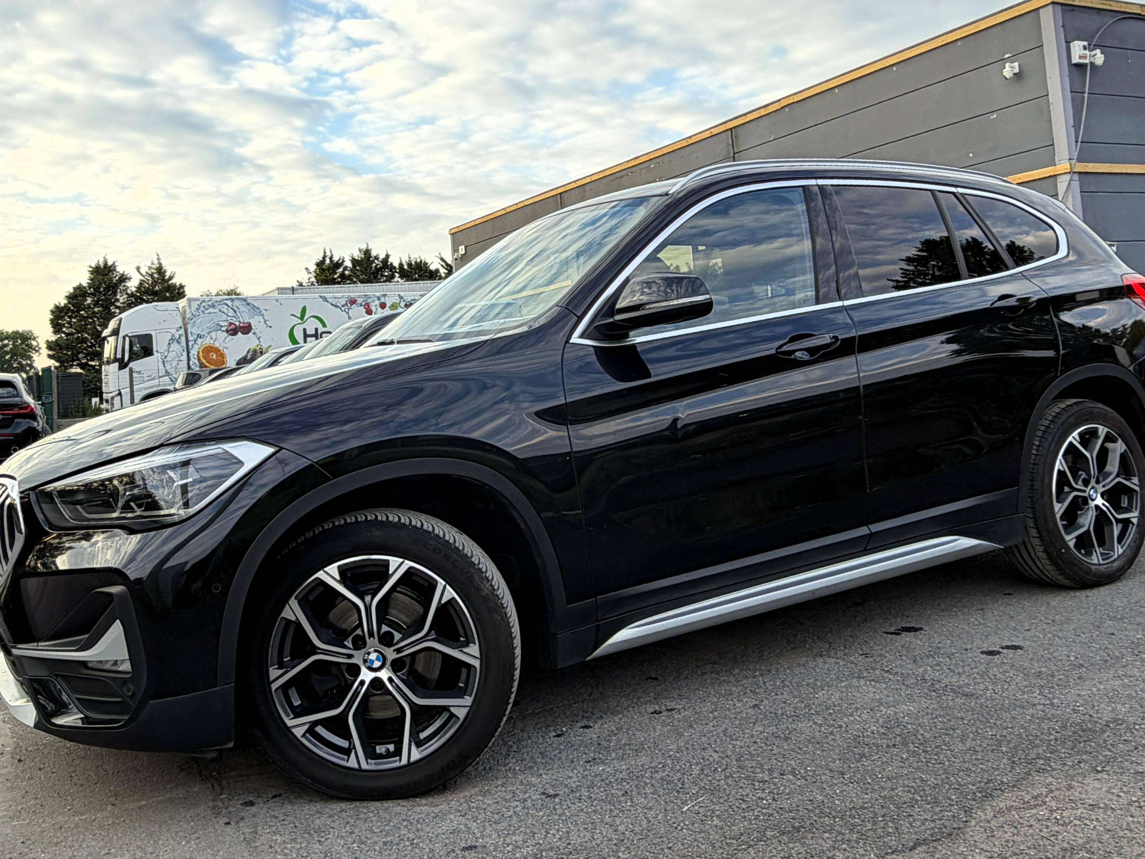 BMW X1 1.5iA sDrive18i xLine NAVI/CAMERA/FULL LED/HISTORIQUE COMPLET