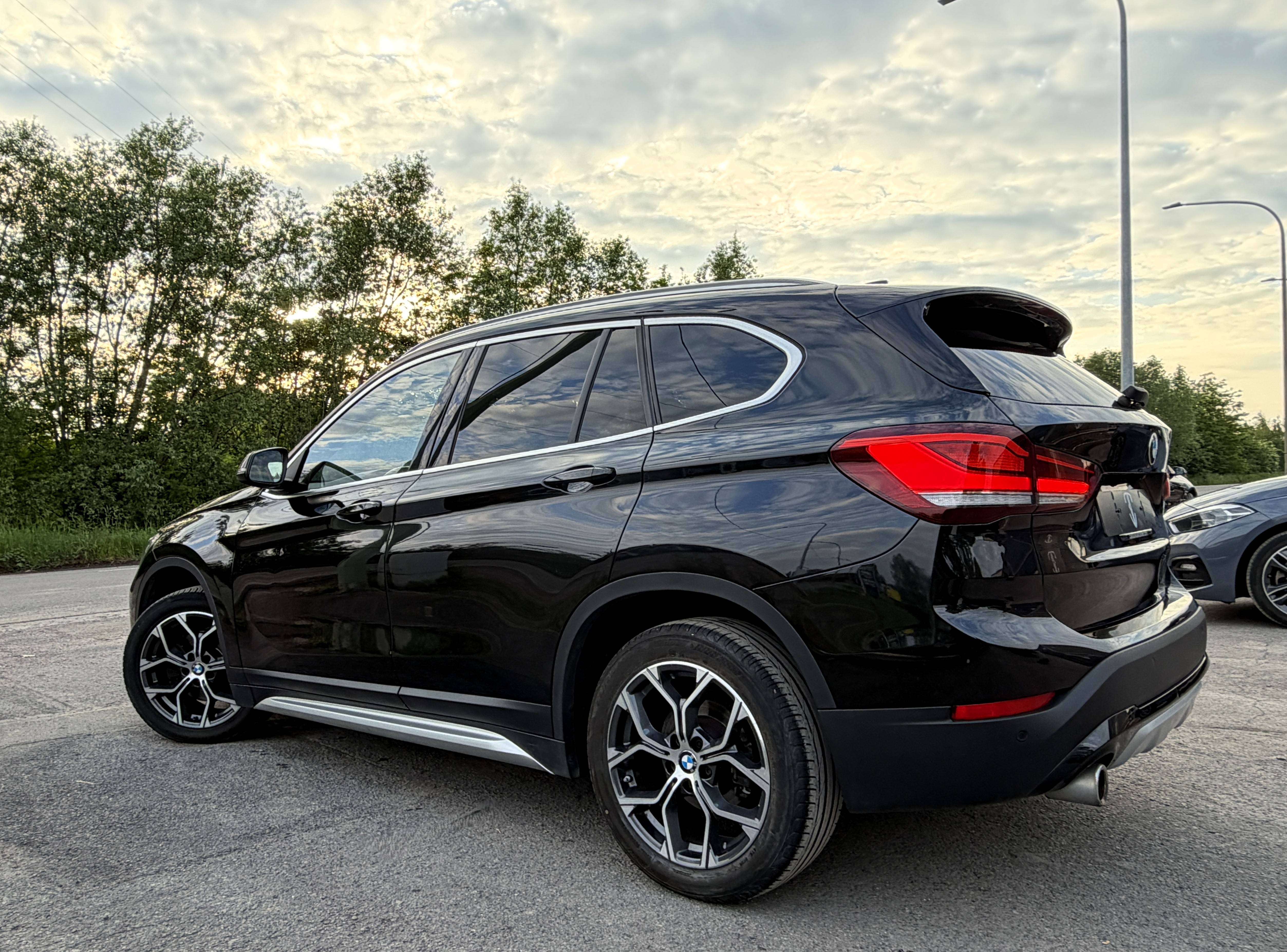 BMW X1 1.5iA sDrive18i xLine NAVI/CAMERA/FULL LED/HISTORIQUE COMPLET