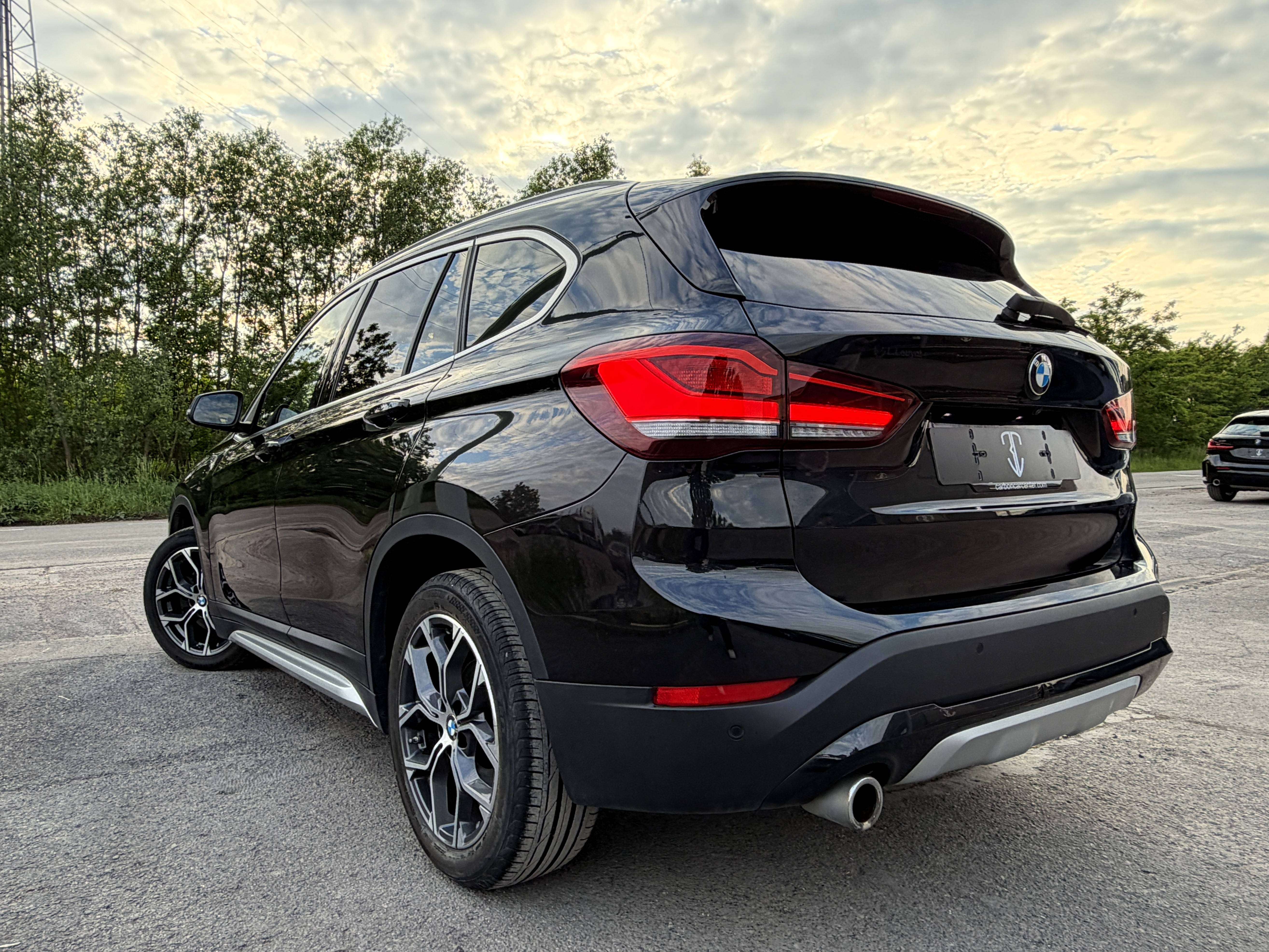 BMW X1 1.5iA sDrive18i xLine NAVI/CAMERA/FULL LED/HISTORIQUE COMPLET