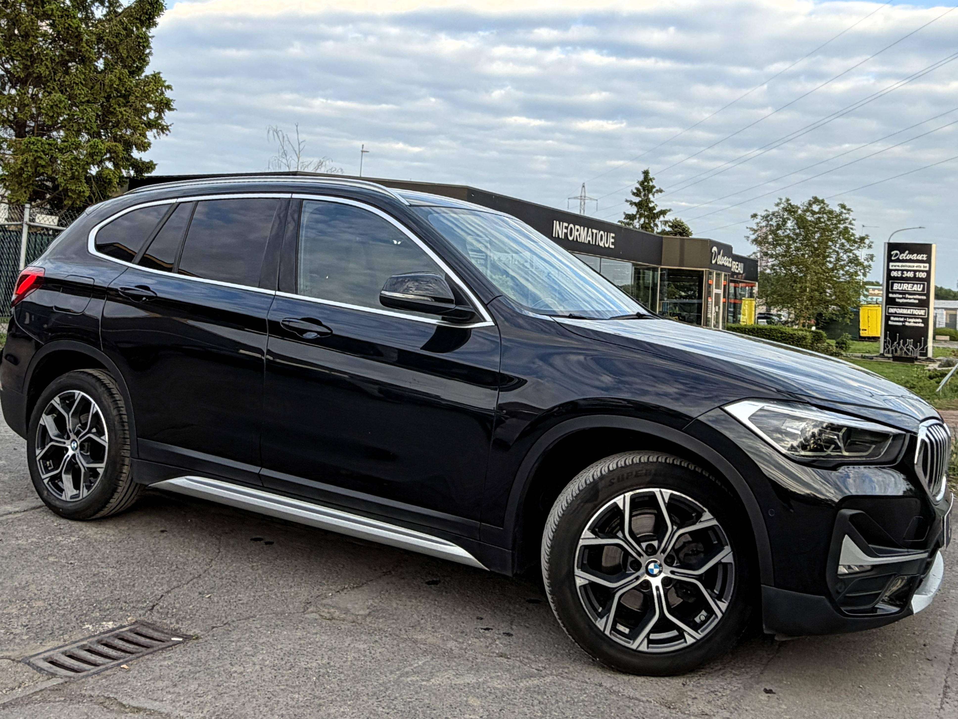 BMW X1 1.5iA sDrive18i xLine NAVI/CAMERA/FULL LED/HISTORIQUE COMPLET