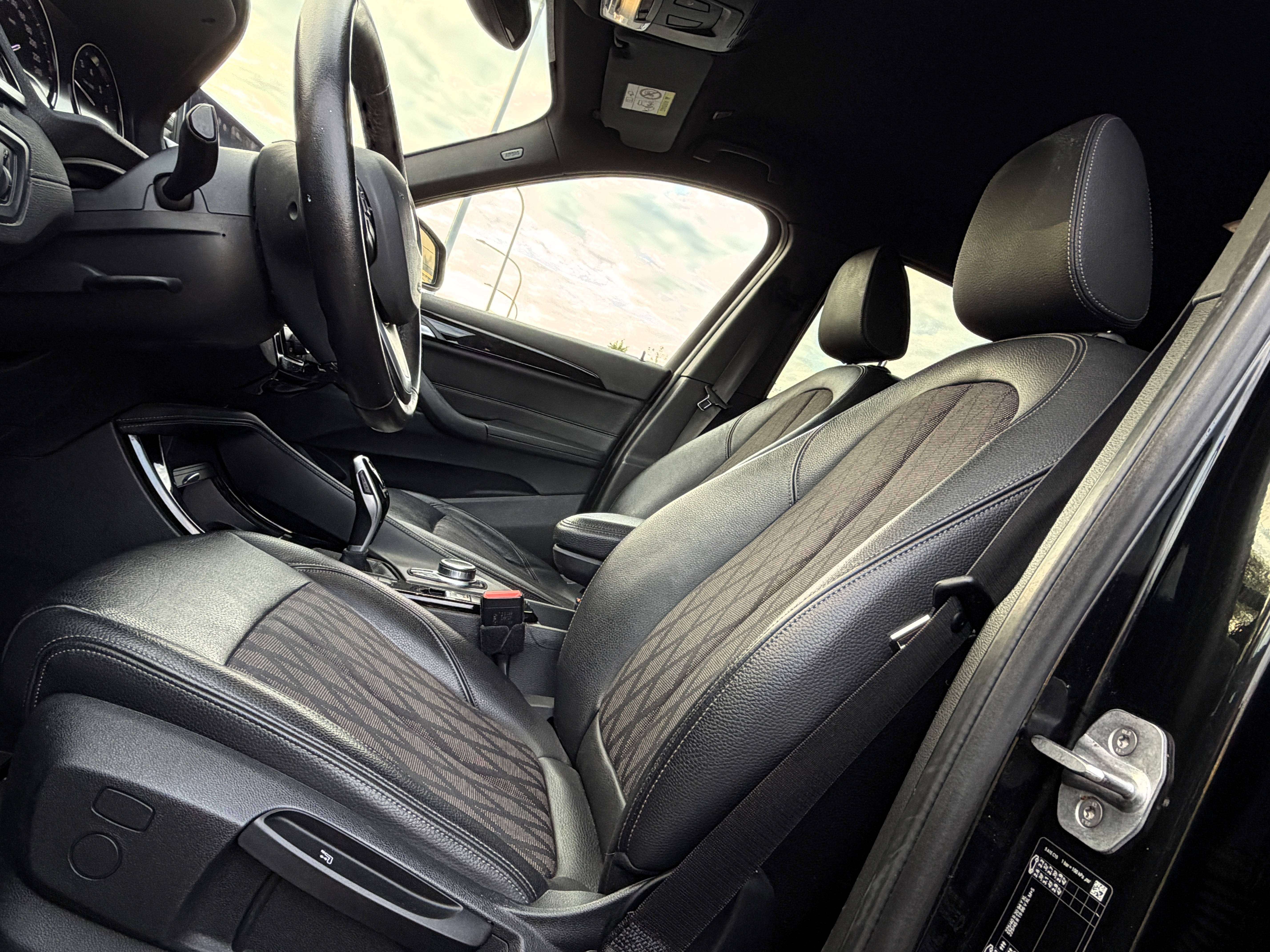 BMW X1 1.5iA sDrive18i xLine NAVI/CAMERA/FULL LED/HISTORIQUE COMPLET