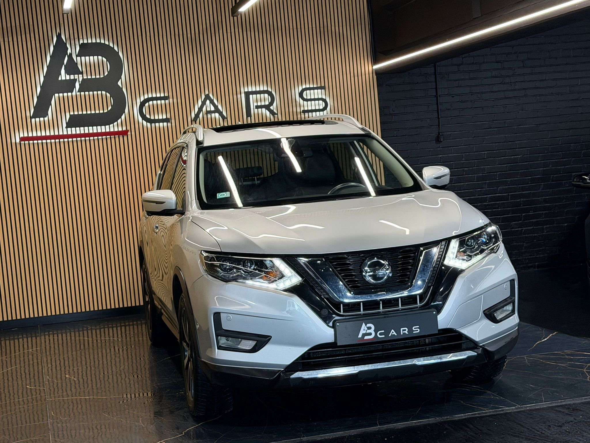 Nissan X-Trail 1.7 dCi Tekna Xtronic * FULL OPTIONS * GAR 12 MOIS *