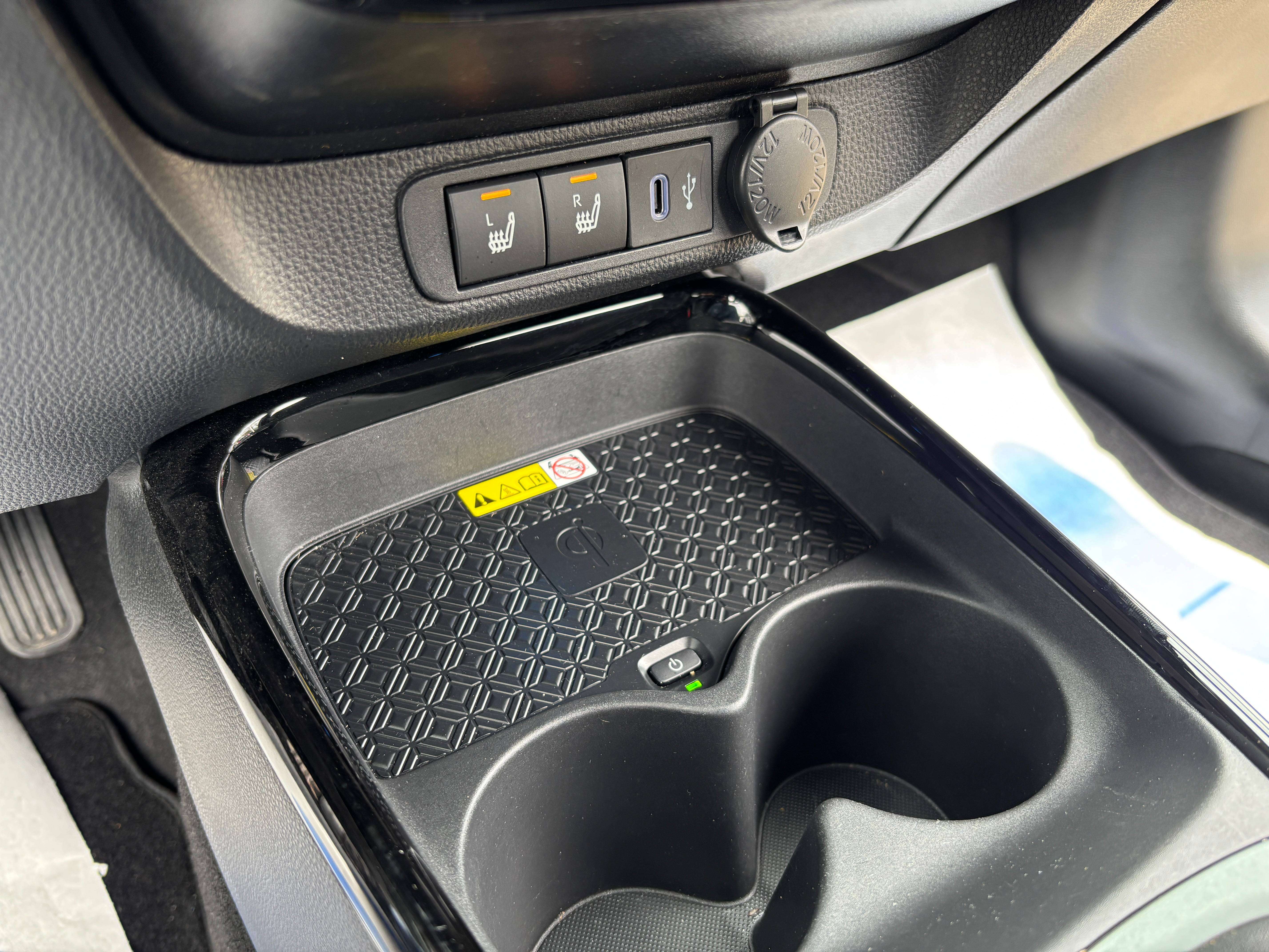 Toyota Aygo X 1.0i *CARPLAY*SIEGE CHAUFF*JBL*CAMERA*1ER PROPRIO*GARANTIE*