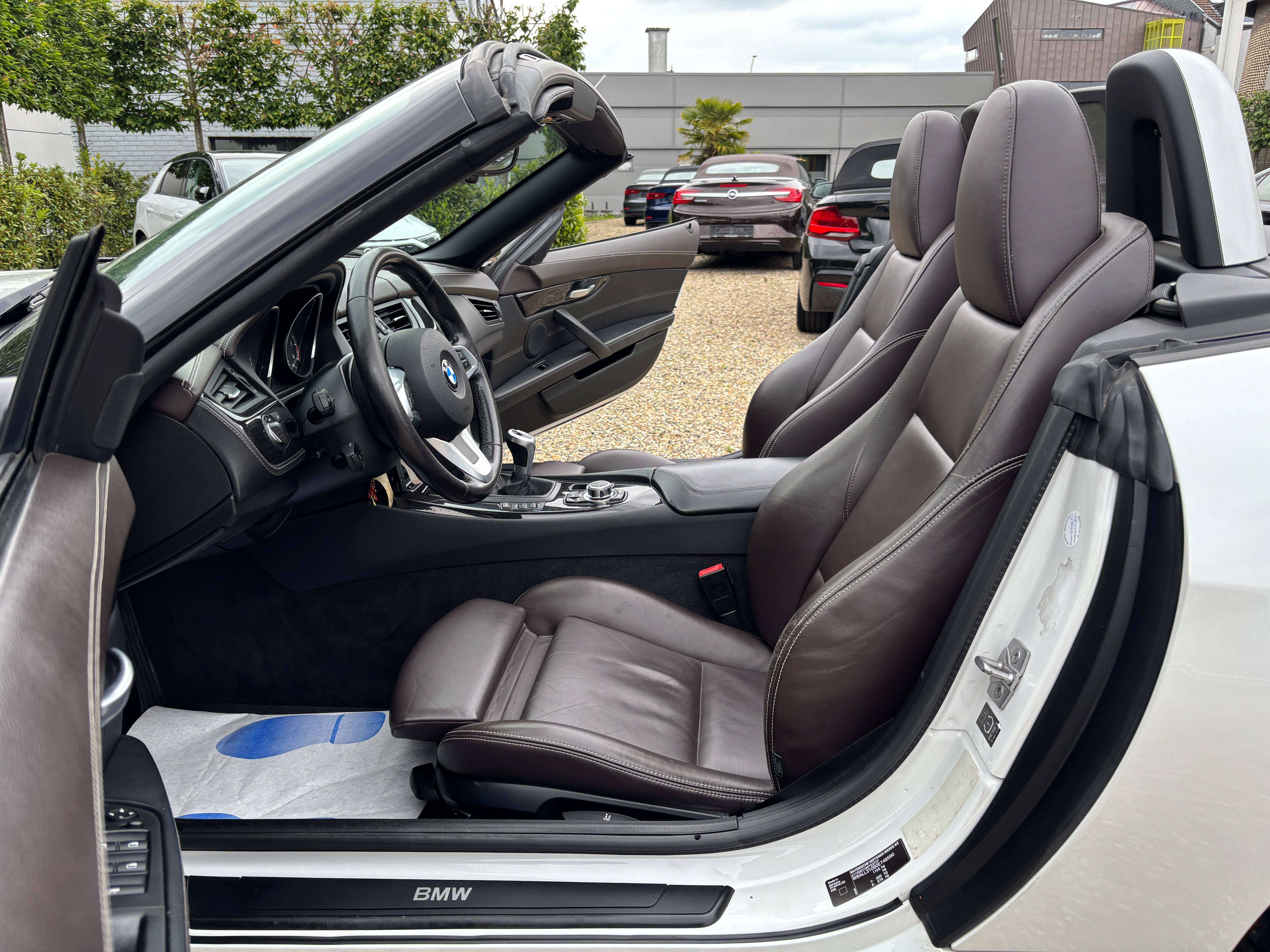 BMW Z4 2.0i *SIEGE CHAUFF*CAPTEUR AV+AR*CRUISE CONTROL*GARANTIE*