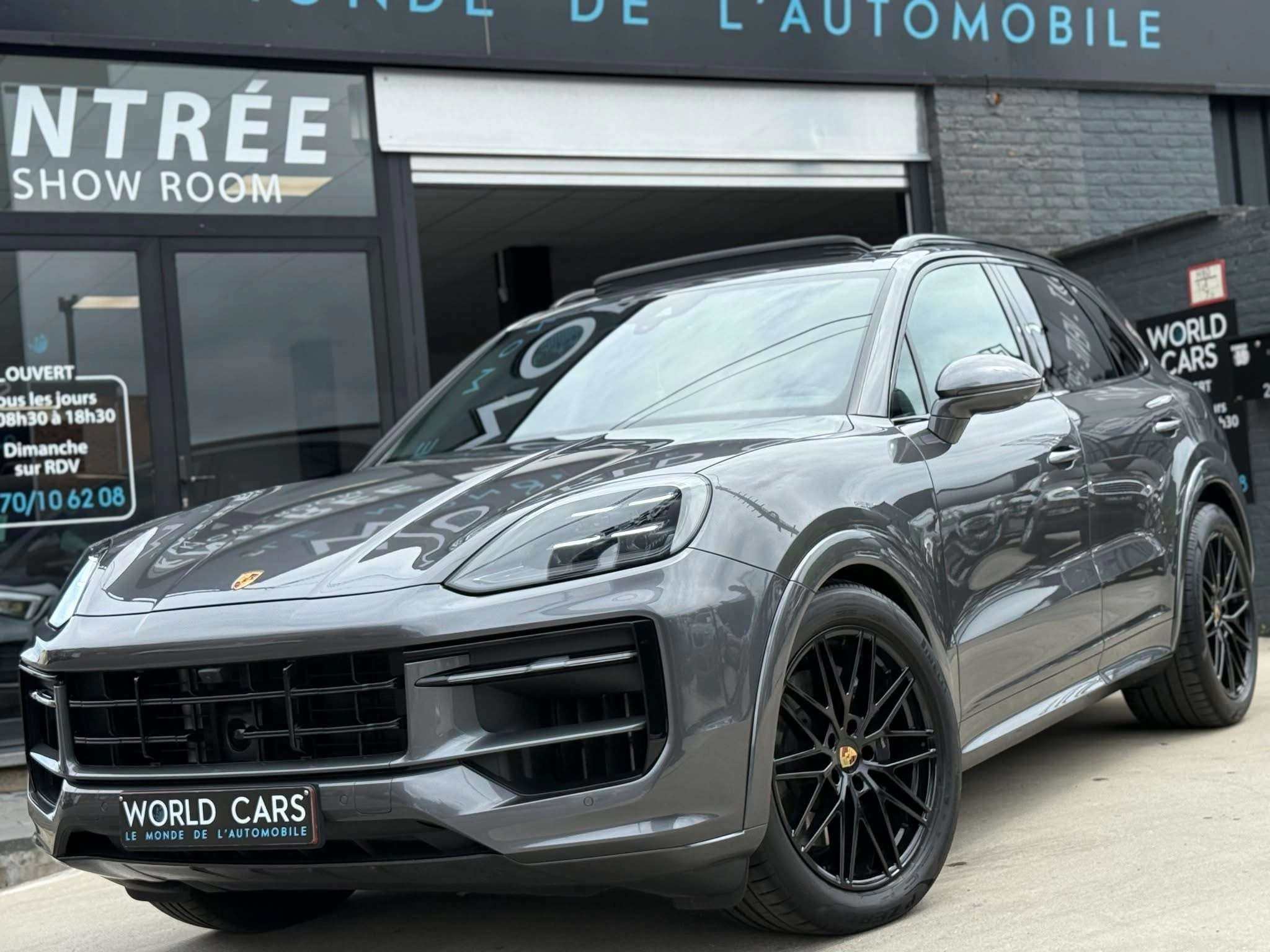 Porsche Cayenne E-Hybrid 3.0 Turbo V6 (346 kW) NEW PRICES 170K€ - TOIT PANO - PNEUMATIC - PACK CHRONO - DISTRONIC - CAMERA360° - FULL OP