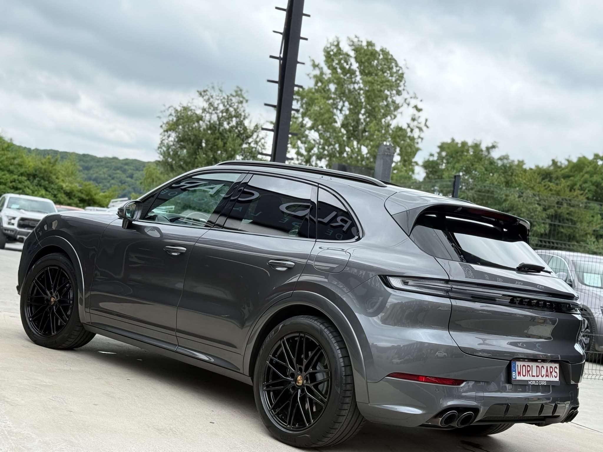 Porsche Cayenne E-Hybrid 3.0 Turbo V6 (346 kW) NEW PRICES 170K€ - TOIT PANO - PNEUMATIC - PACK CHRONO - DISTRONIC - CAMERA360° - FULL OP
