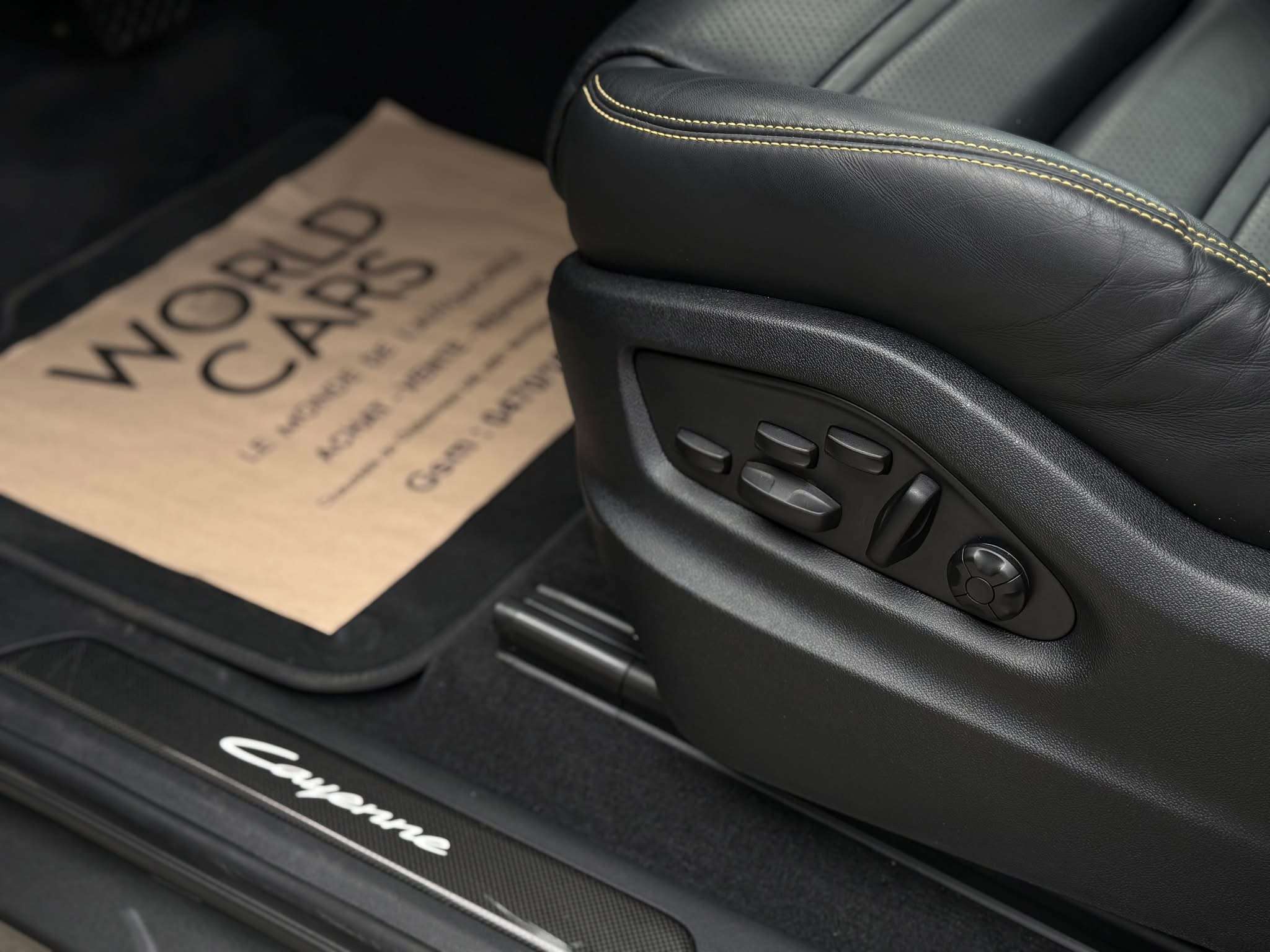 Porsche Cayenne E-Hybrid 3.0 Turbo V6 (346 kW) NEW PRICES 170K€ - TOIT PANO - PNEUMATIC - PACK CHRONO - DISTRONIC - CAMERA360° - FULL OP
