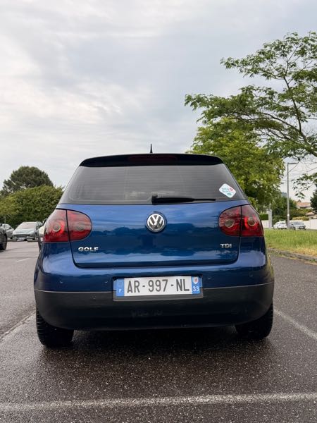 Volkswagen Golf V 1.9 TDI 105 CONFORTLINE 5P