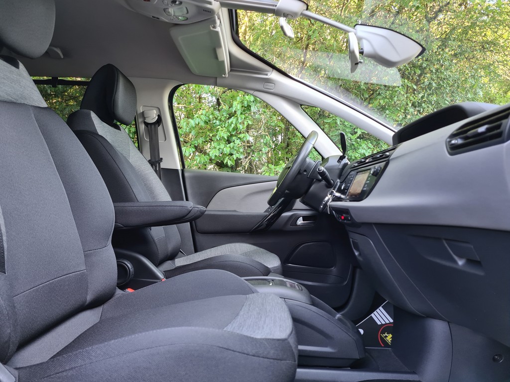Citroen C4 PICASSO II (2) 1.6 BLUEHDI 120 S&amp;S BUSINESS + EAT6