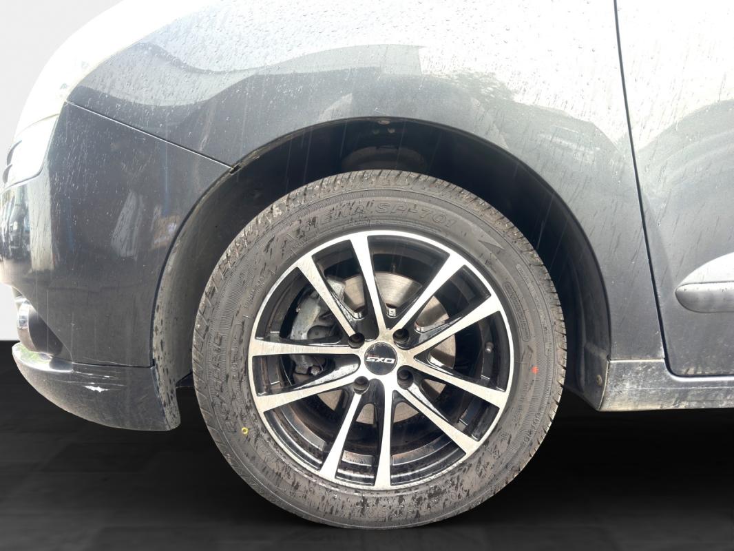 Peugeot 5008 1.6 e-HDi 115ch FAP BMP6 BLUE LION Série Spéciale Family 7pl