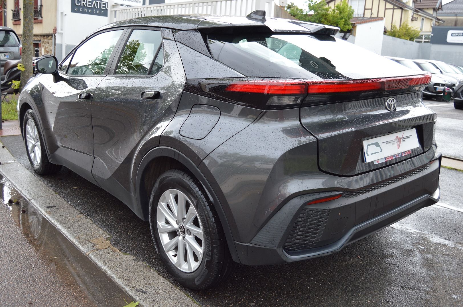 Toyota C-HR 1.8 HYBRIDE 140CH DYNAMIC BUSINESS NG23