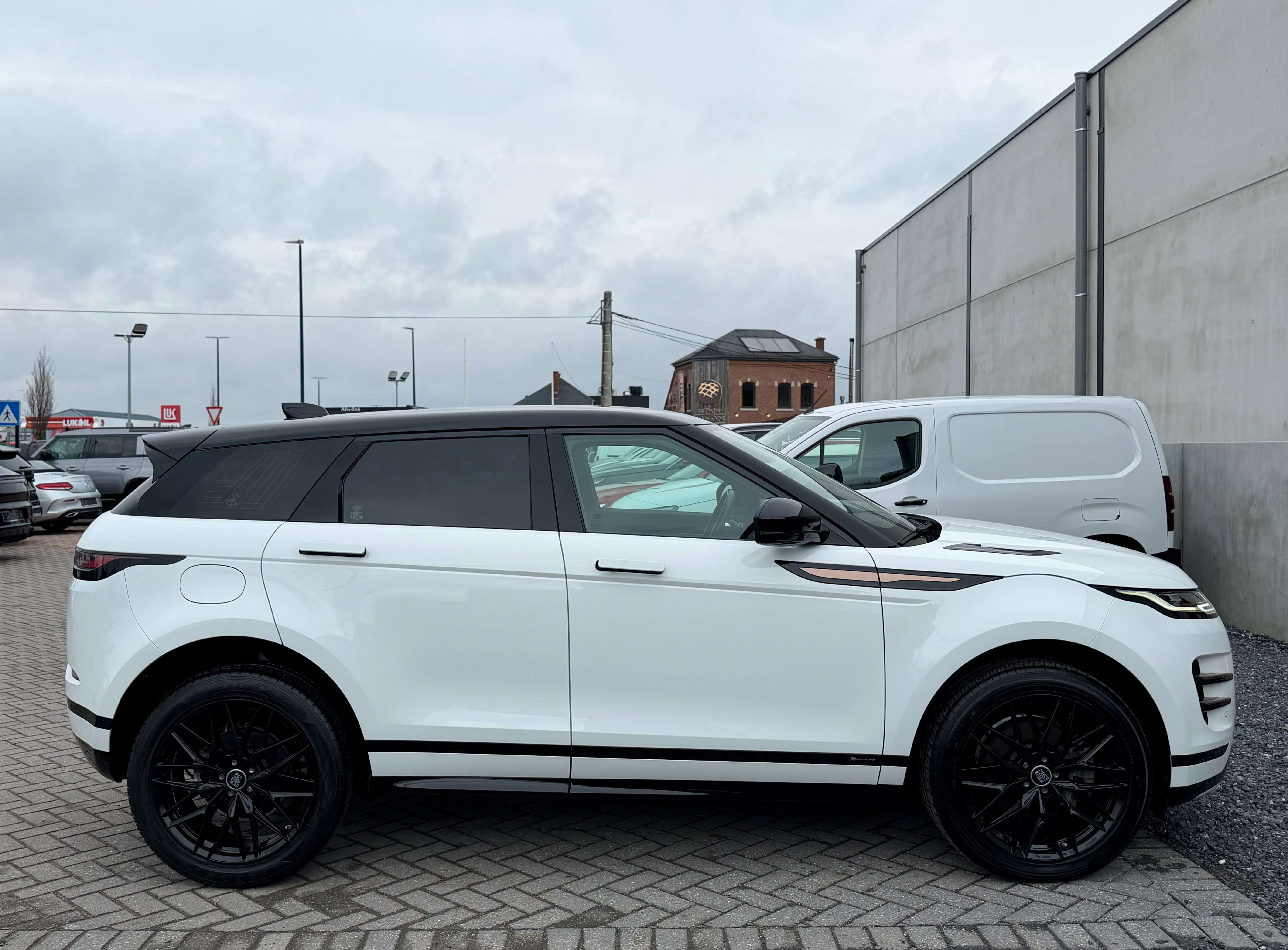 Land Rover Range Rover Evoque 2.0 TD4 4WD R-Dynamic