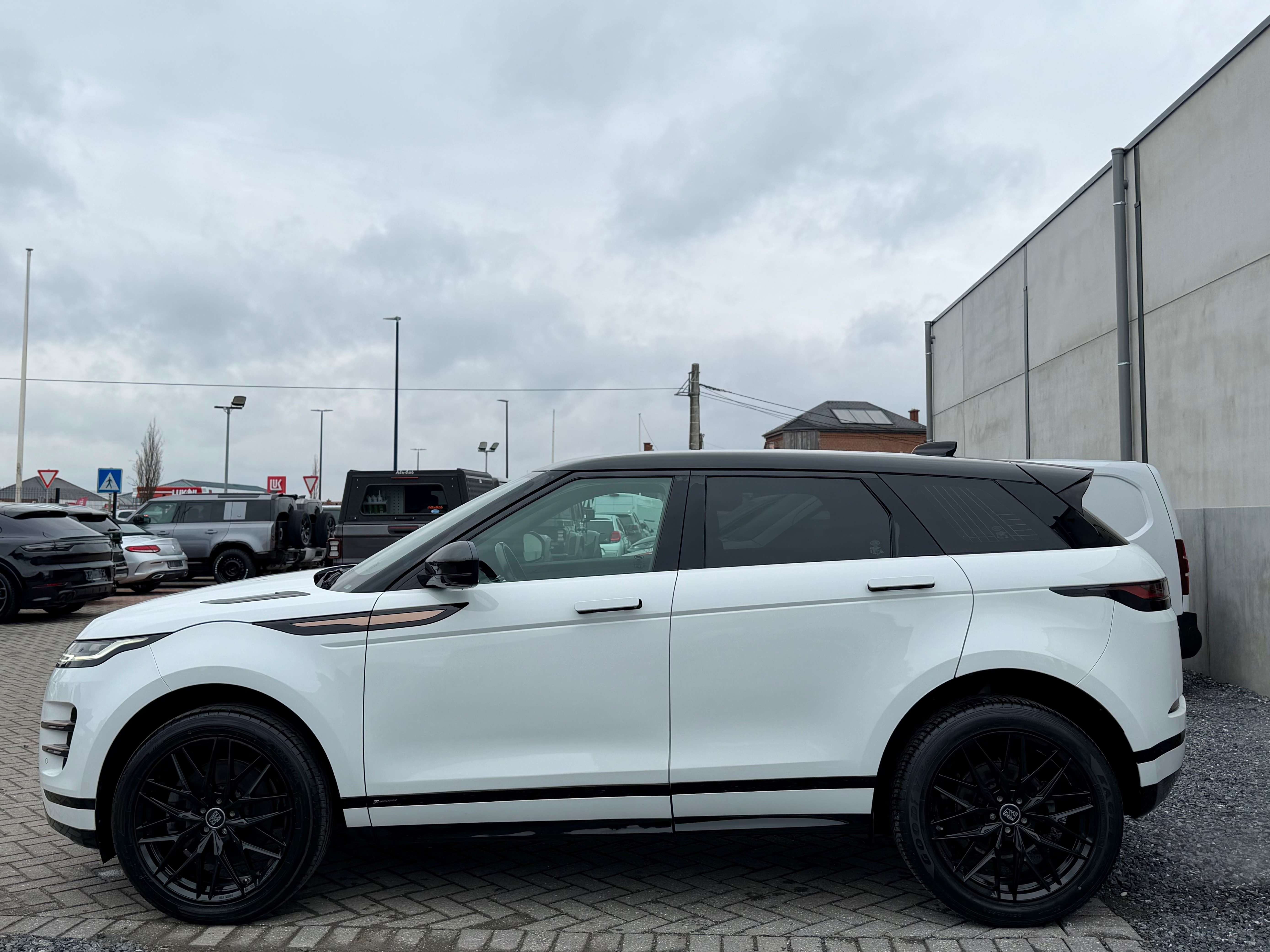Land Rover Range Rover Evoque 2.0 TD4 4WD R-Dynamic