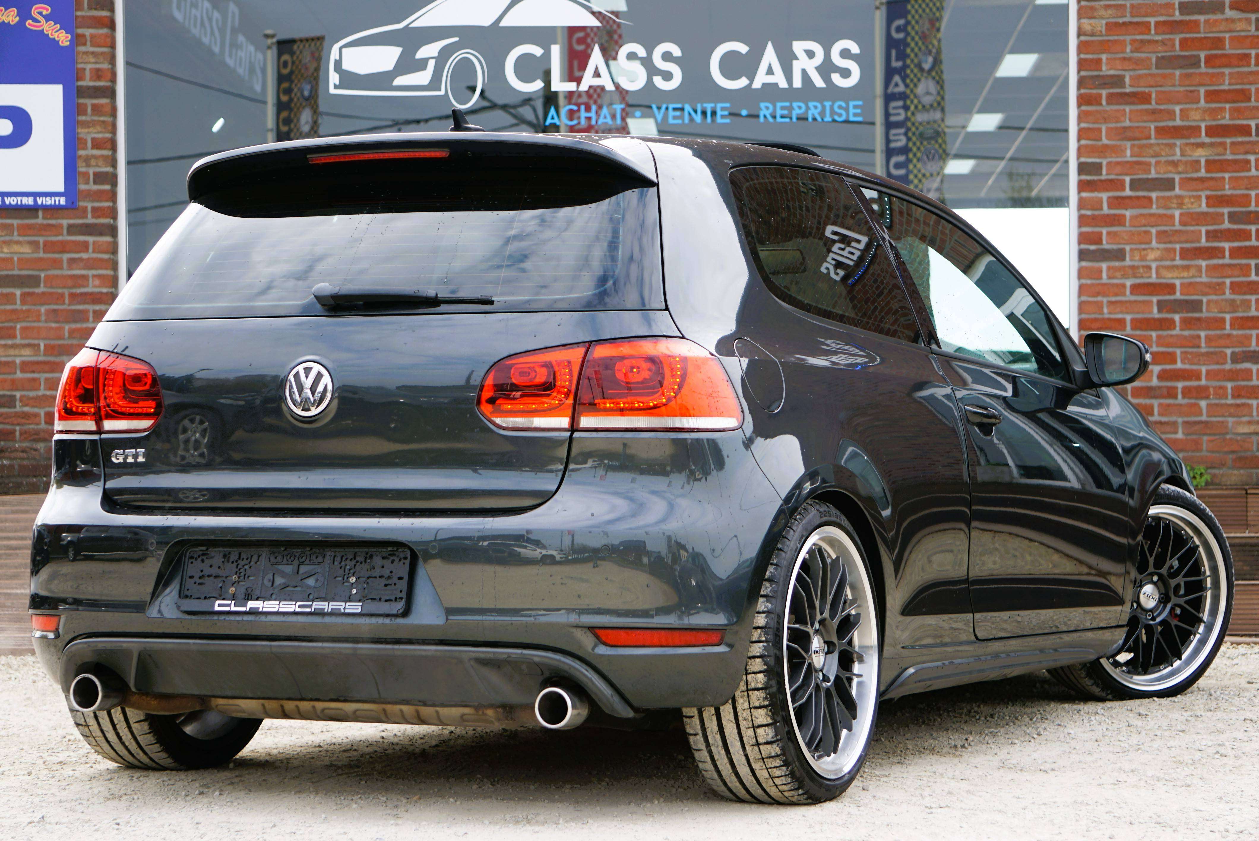 Volkswagen Golf GTI 2.0 TSI DSG TOIT-OUVRANT CARNET GARANTIE