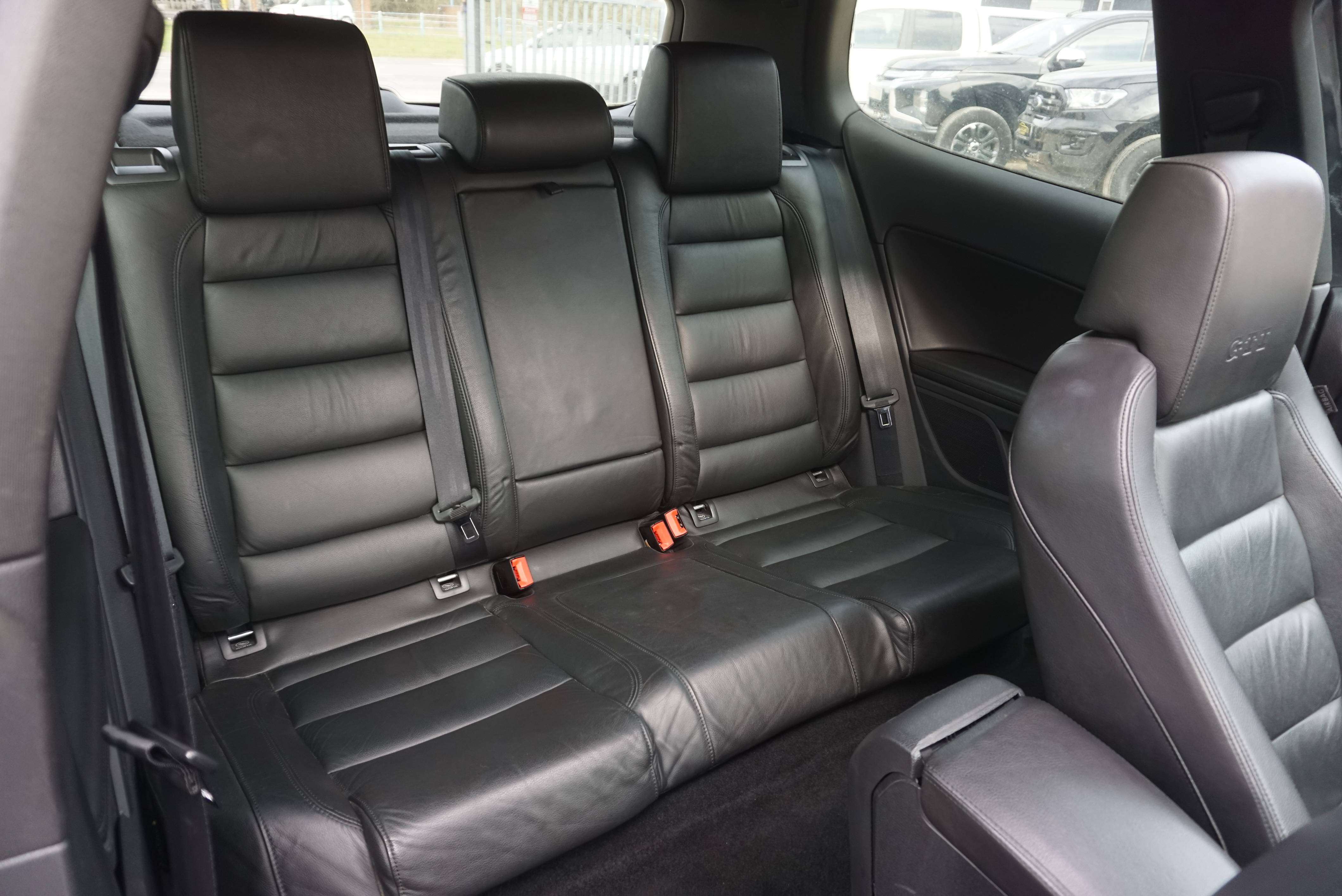 Volkswagen Golf GTI 2.0 TSI DSG TOIT-OUVRANT CARNET GARANTIE