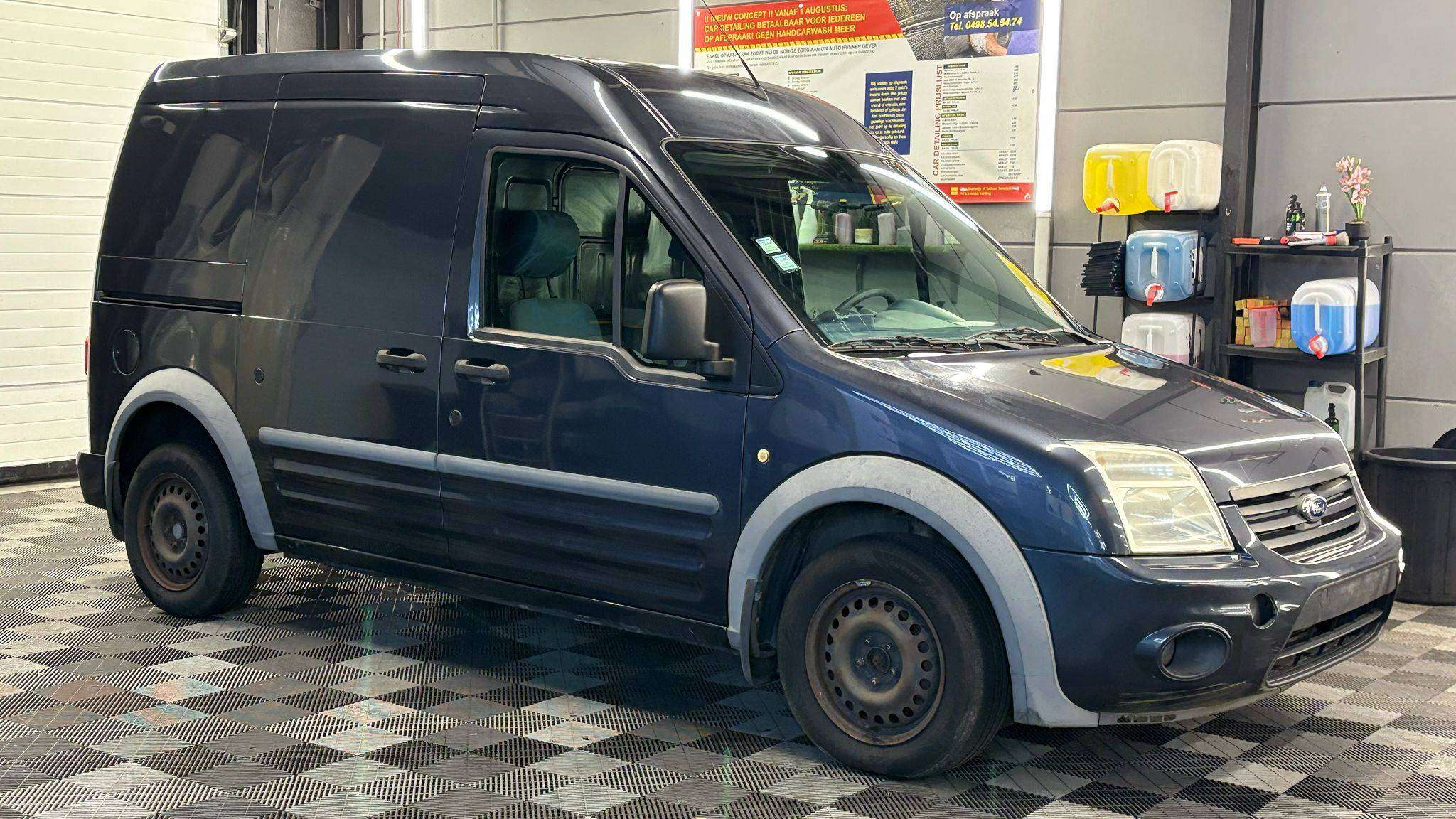 Ford Transit Connect bj2011 DIESEL 129298KM
