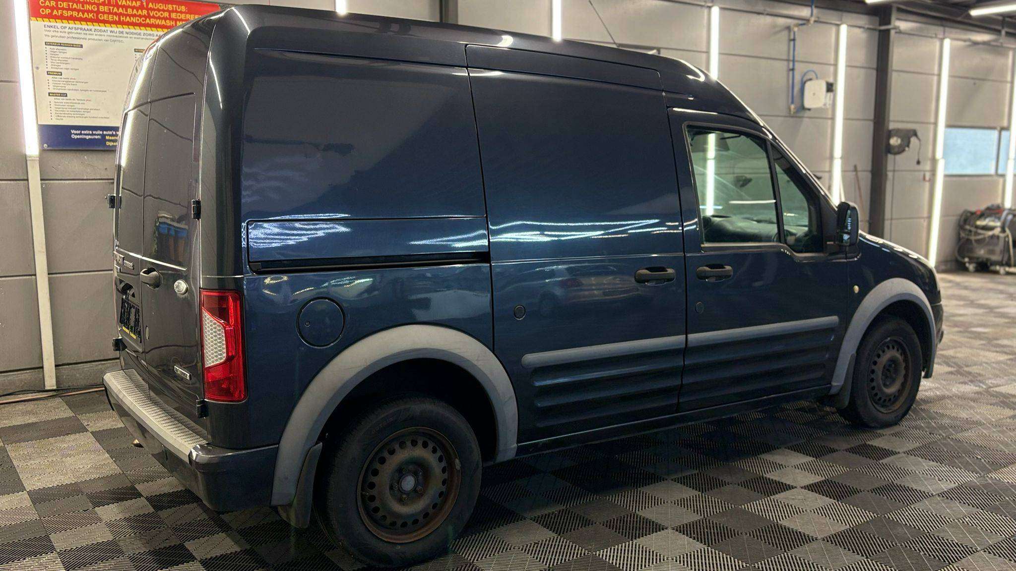 Ford Transit Connect bj2011 DIESEL 129298KM