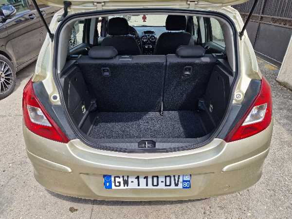 Opel Corsa IV 1.2 TWINPORT 85 111 5P