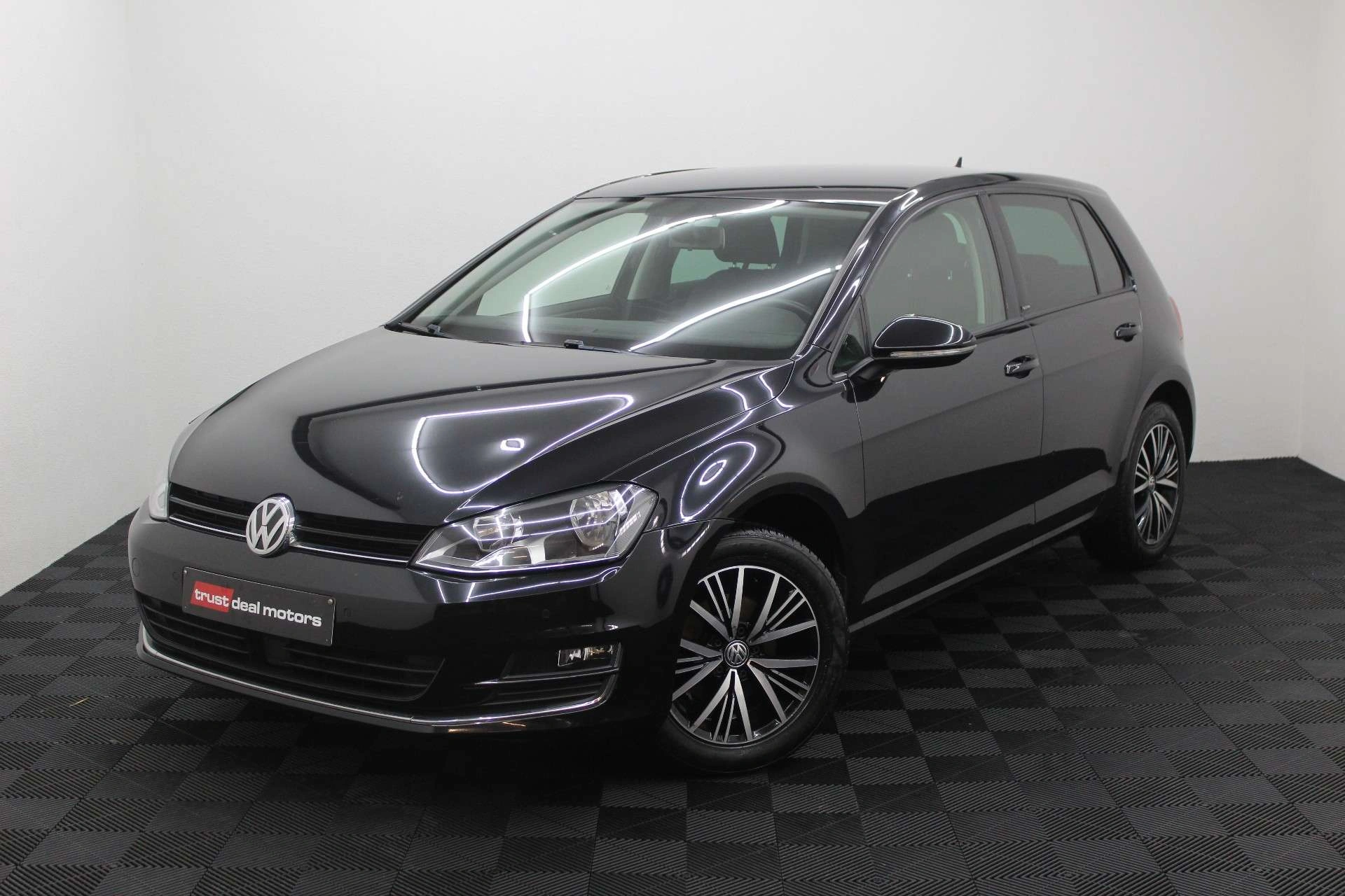 Volkswagen Golf * VERKOCHT * VENDU * SOLD *