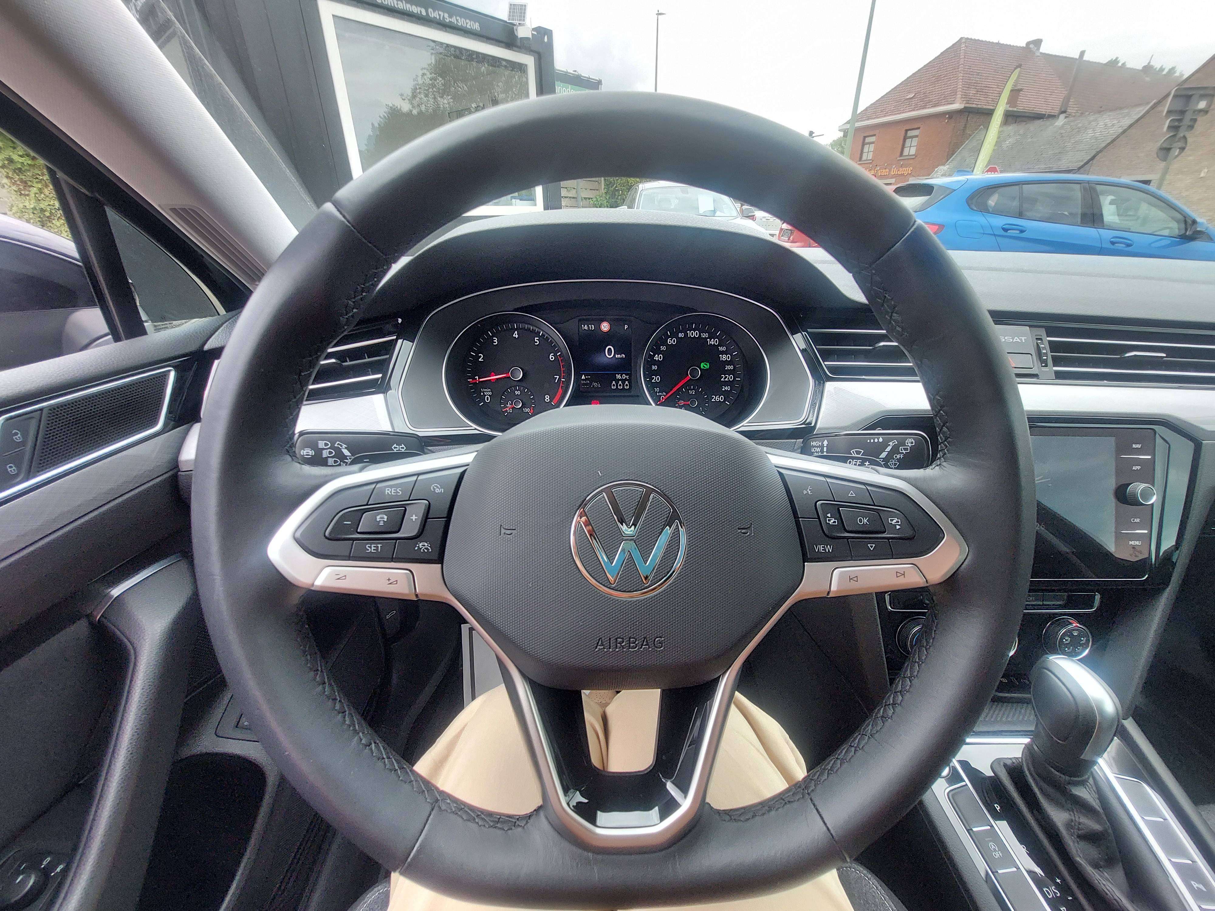 Volkswagen Passat Variant Passat SW 1.5 TSI * AUTOMAAT *- 44.367KM * NIEUWSTAAT!!