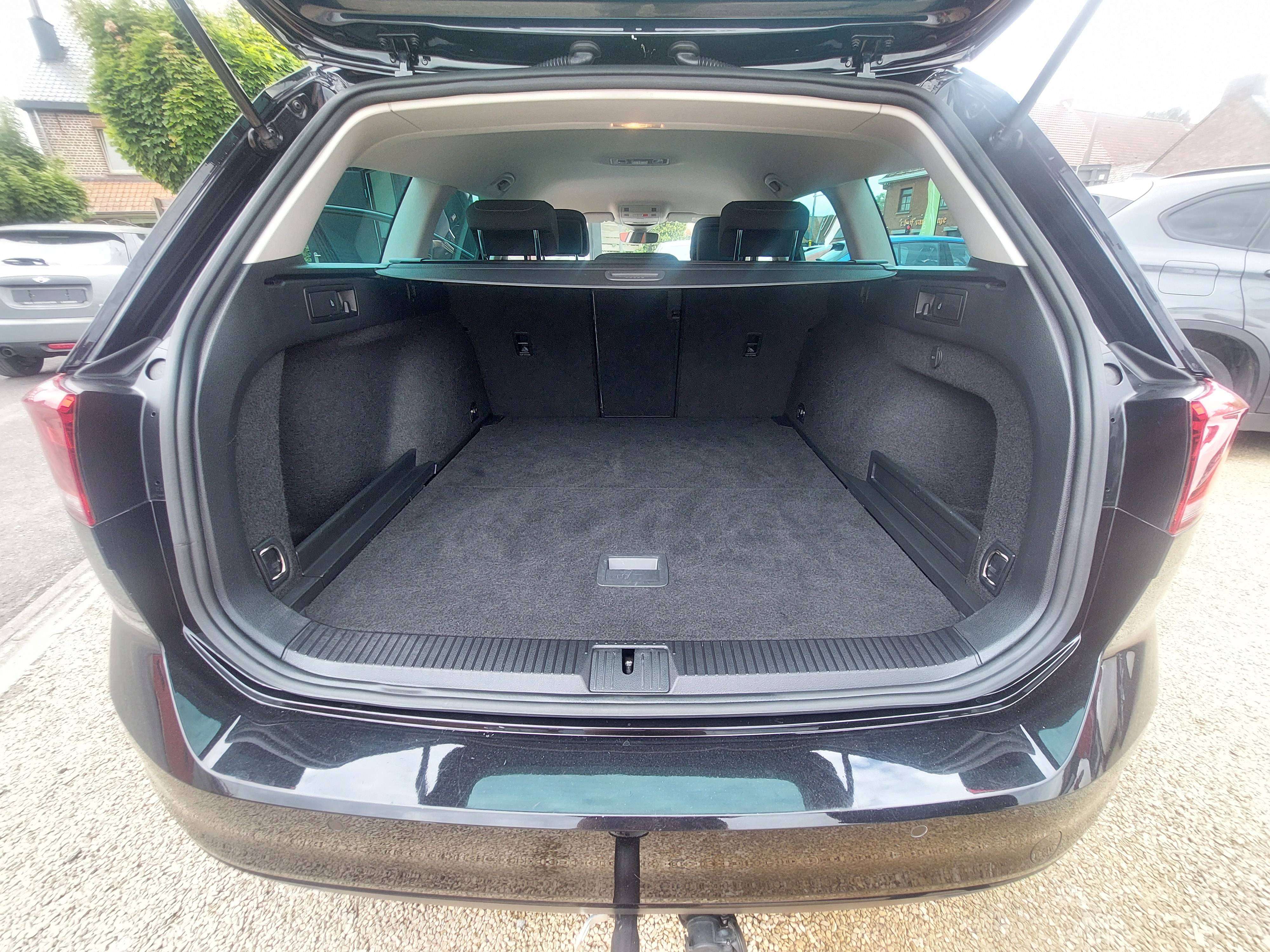 Volkswagen Passat Variant Passat SW 1.5 TSI * AUTOMAAT *- 44.367KM * NIEUWSTAAT!!