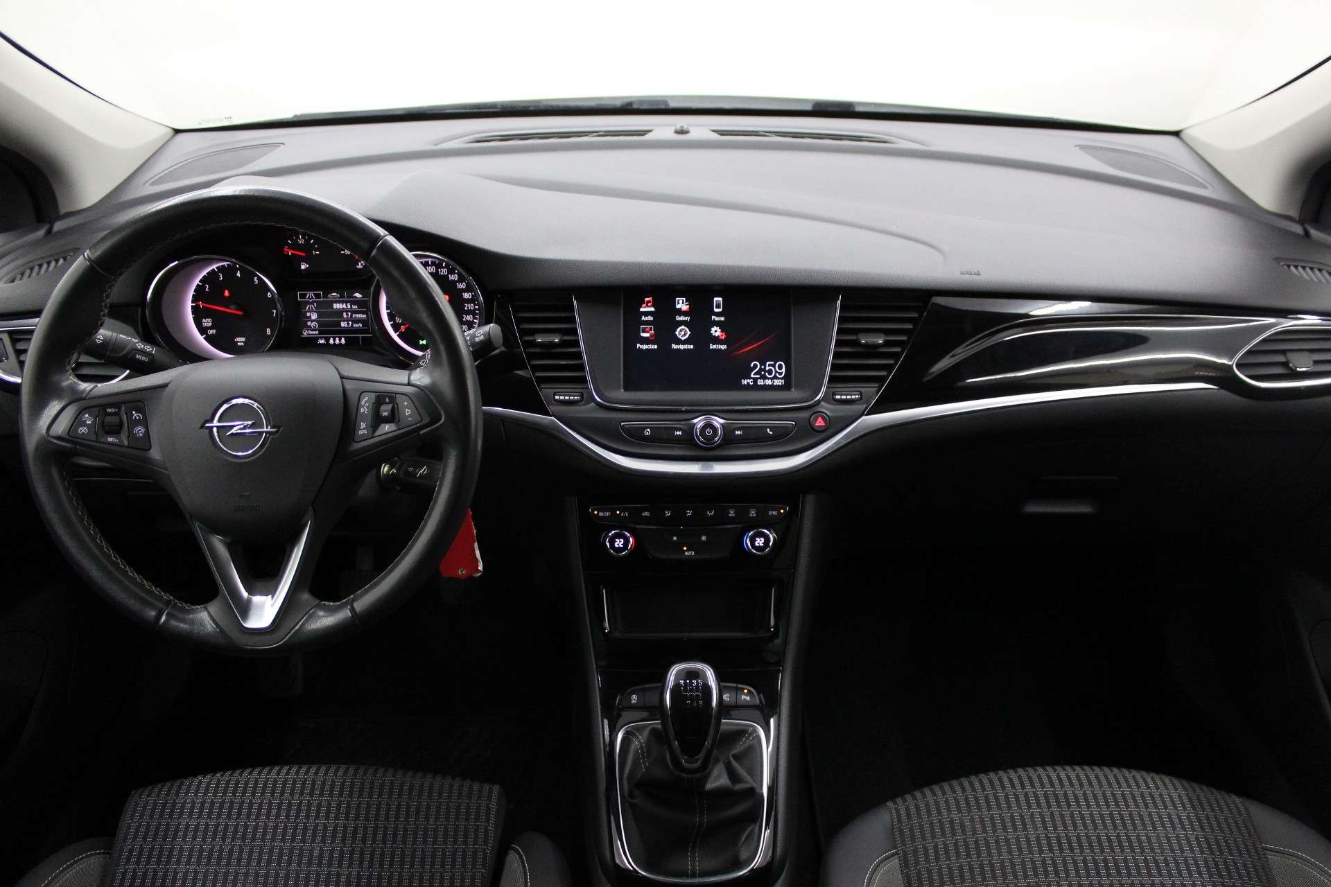 Opel Astra Astra Sports  1.2 Turbo Black Edition * Garantie *