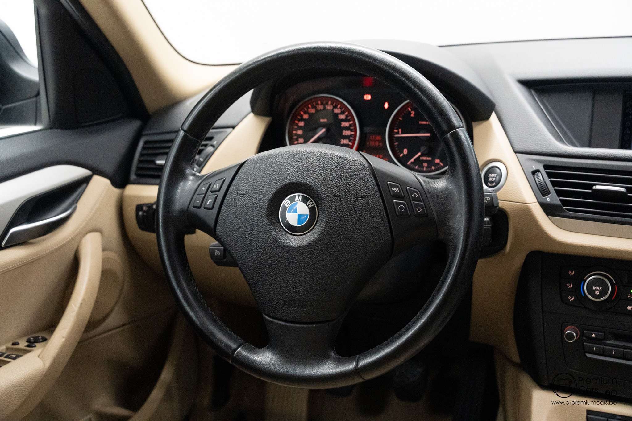 BMW X1 Sdrive 18d! Navi, pdc, garantie, trekhaak!