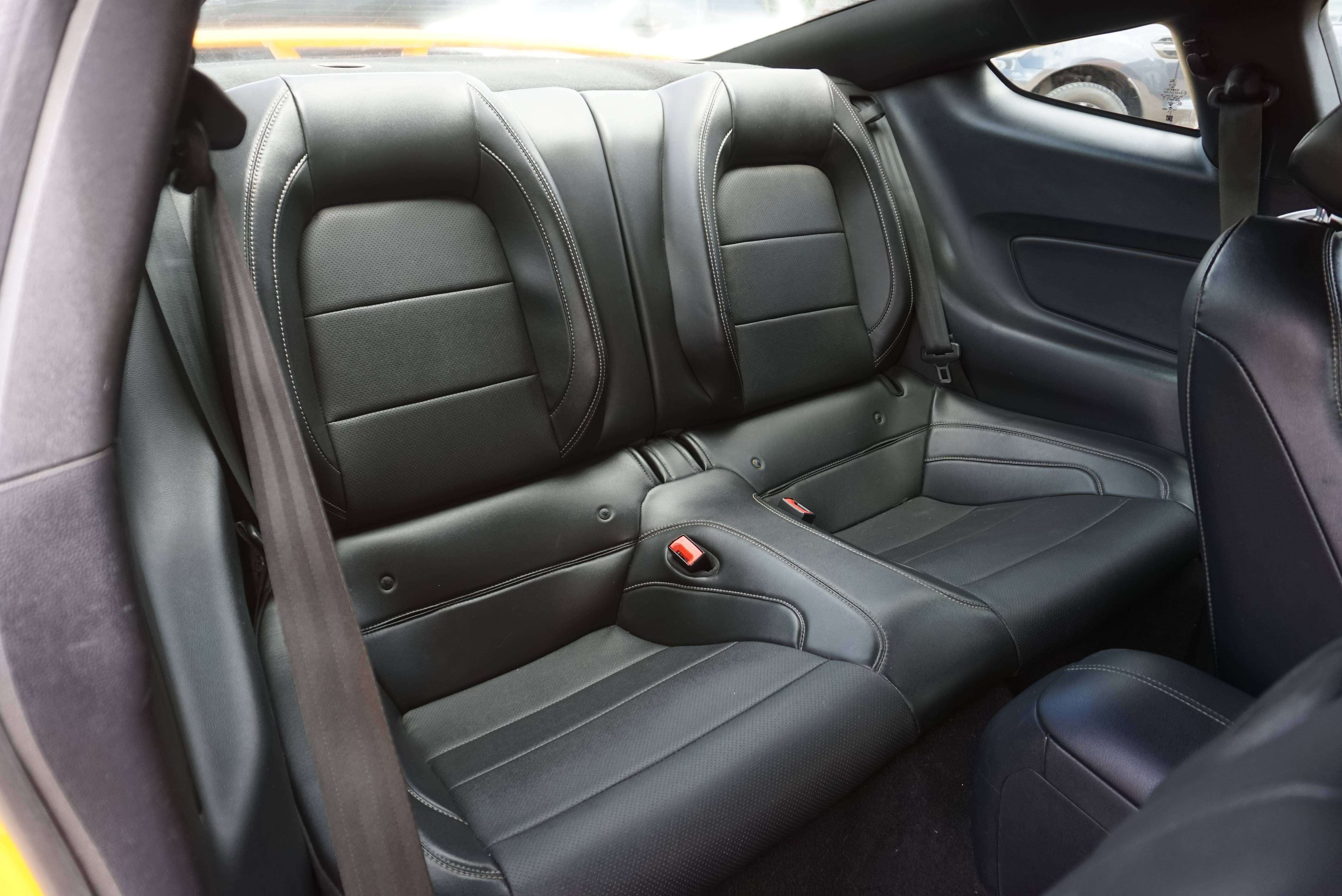 Ford Mustang 2.3 ECOBOOST FACELIFT CARBON COCKPIT VEHICULE BELGE