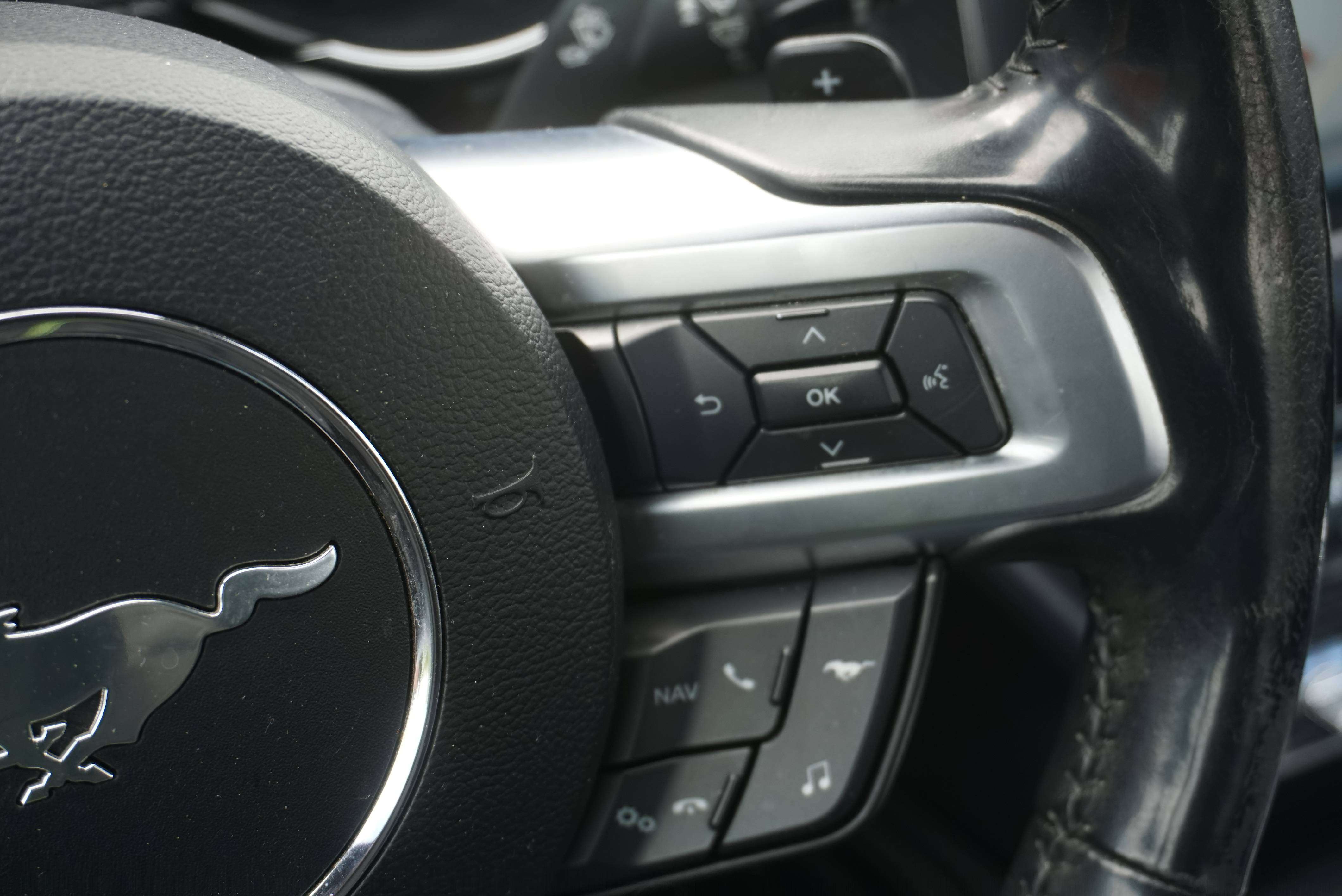 Ford Mustang 2.3 ECOBOOST FACELIFT CARBON COCKPIT VEHICULE BELGE