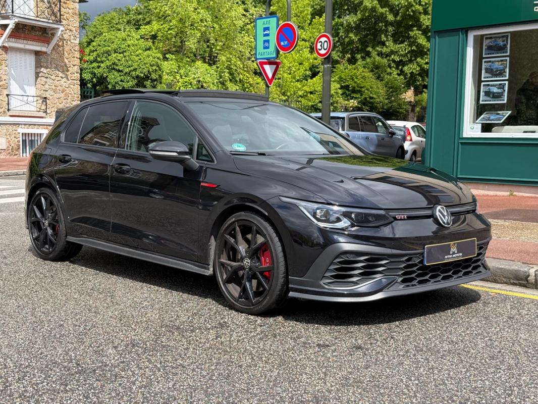 Volkswagen Golf VIII GTI Clubsport BLACK SERIE 2.0 TSi BMT DSG7 300 cv Boîte auto