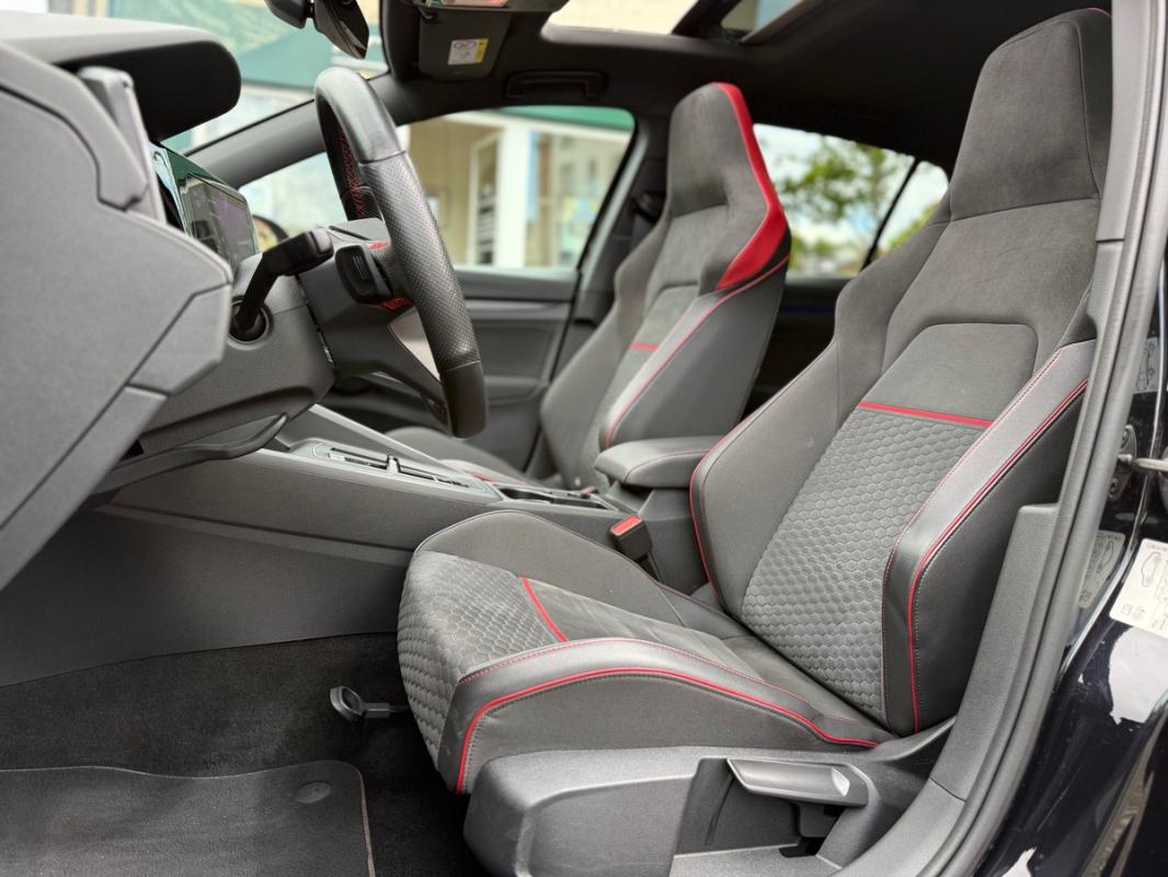 Volkswagen Golf VIII GTI Clubsport BLACK SERIE 2.0 TSi BMT DSG7 300 cv Boîte auto