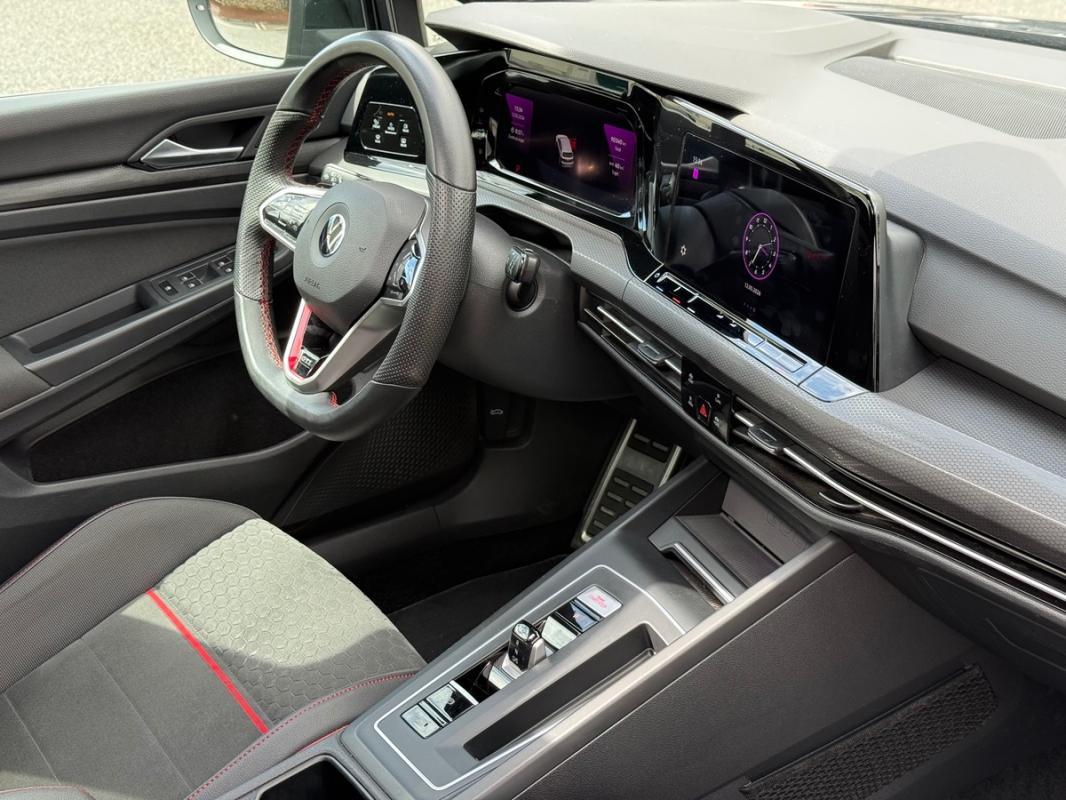 Volkswagen Golf VIII GTI Clubsport BLACK SERIE 2.0 TSi BMT DSG7 300 cv Boîte auto