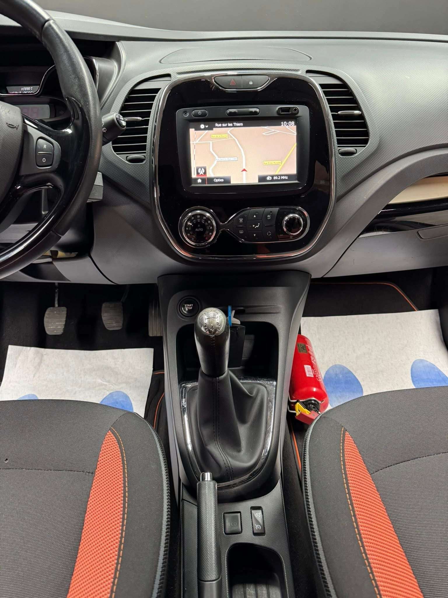 Renault Captur Captur 0.9 TCe **12 mois de garantie**