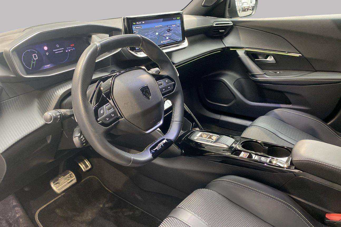 Peugeot 2008 GT* Navi Caméra de recul
