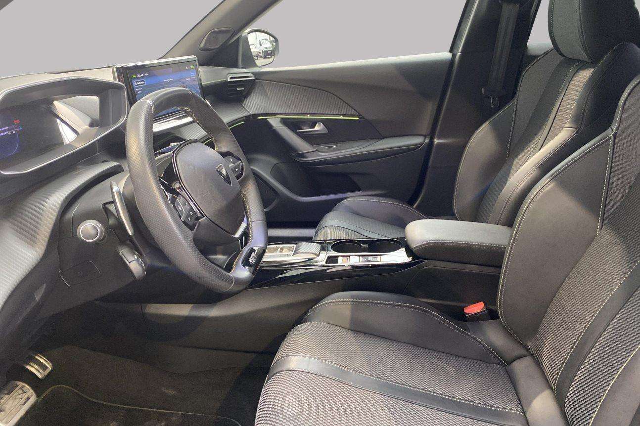 Peugeot 2008 GT* Navi Caméra de recul