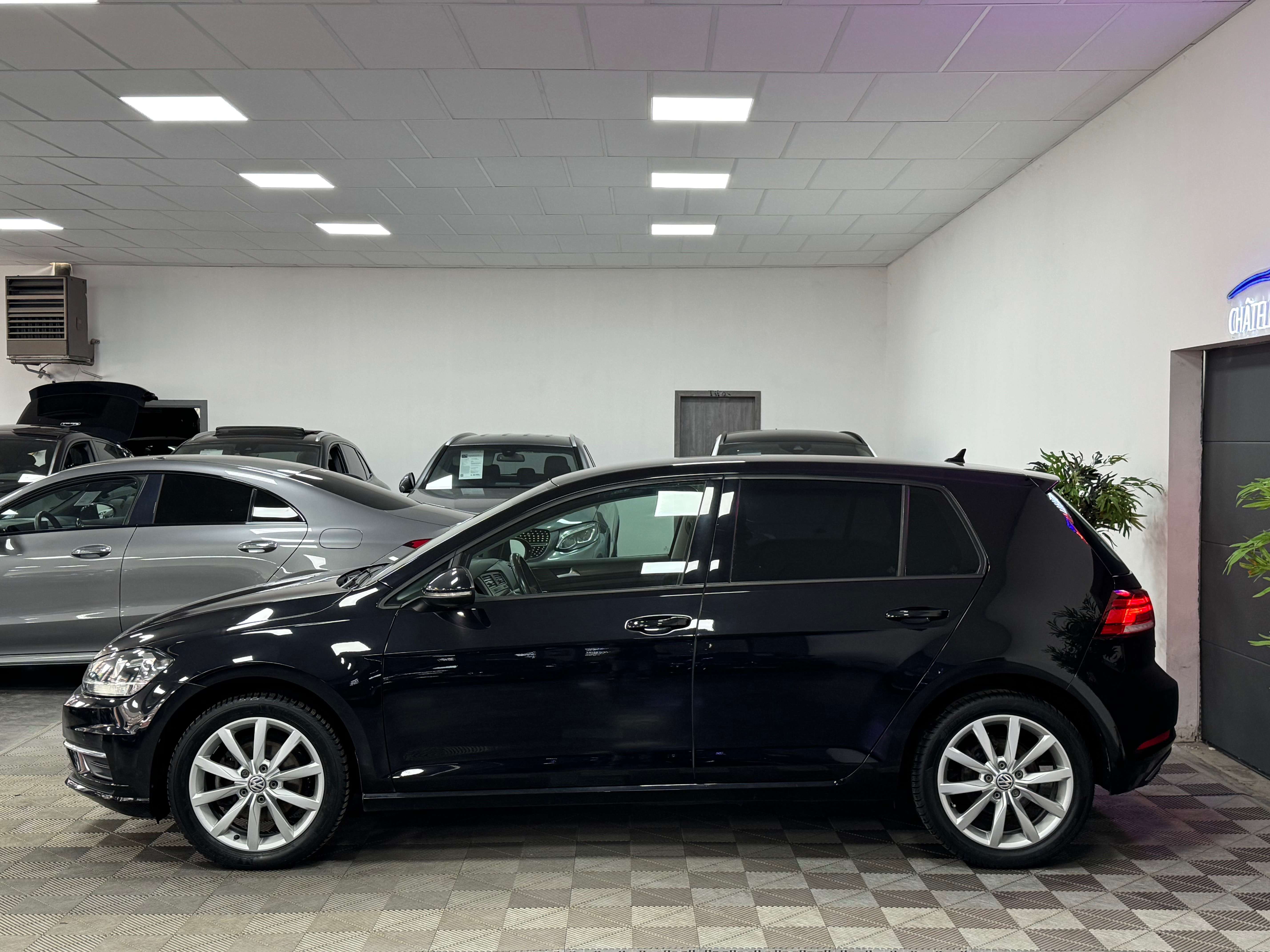 Volkswagen Golf TDi Cockpit Caméra 12 mois garantie
