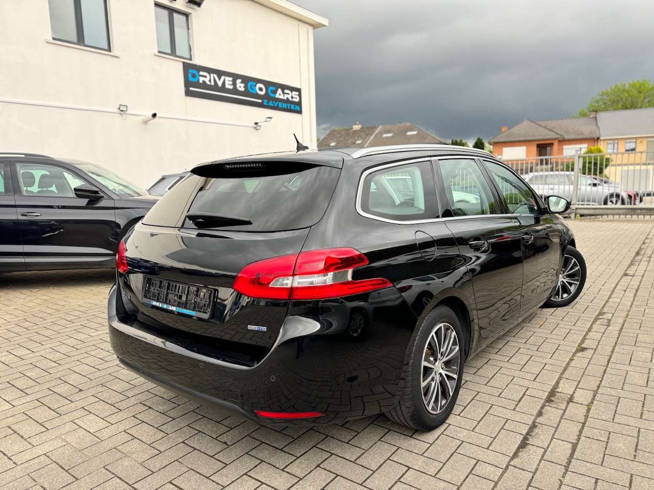 Peugeot 308 308 SW 1.6 BlueHDi Feline STT