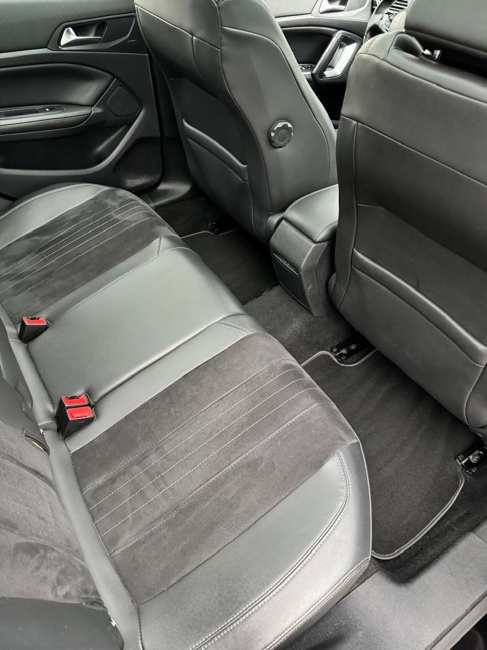Peugeot 308 308 SW 1.6 BlueHDi Feline STT
