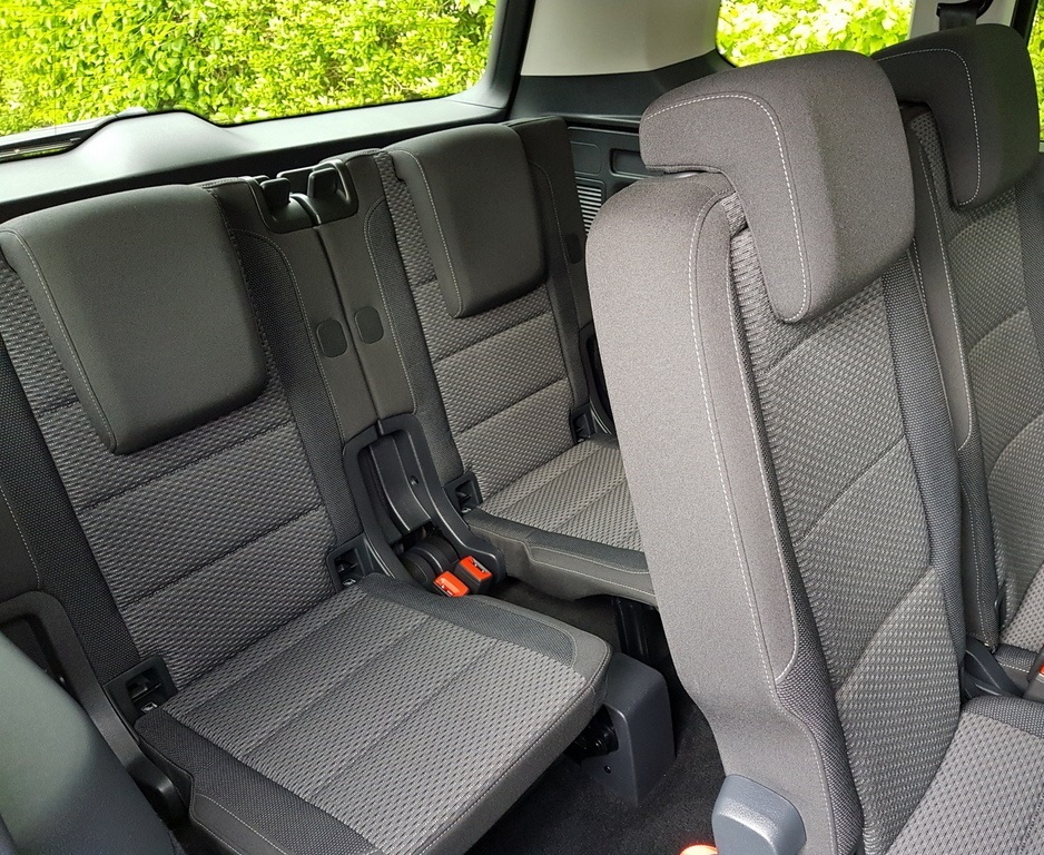Volkswagen Touran III 2.0 TDI 150 LOUNGE BUSINESS DSG7 7PL