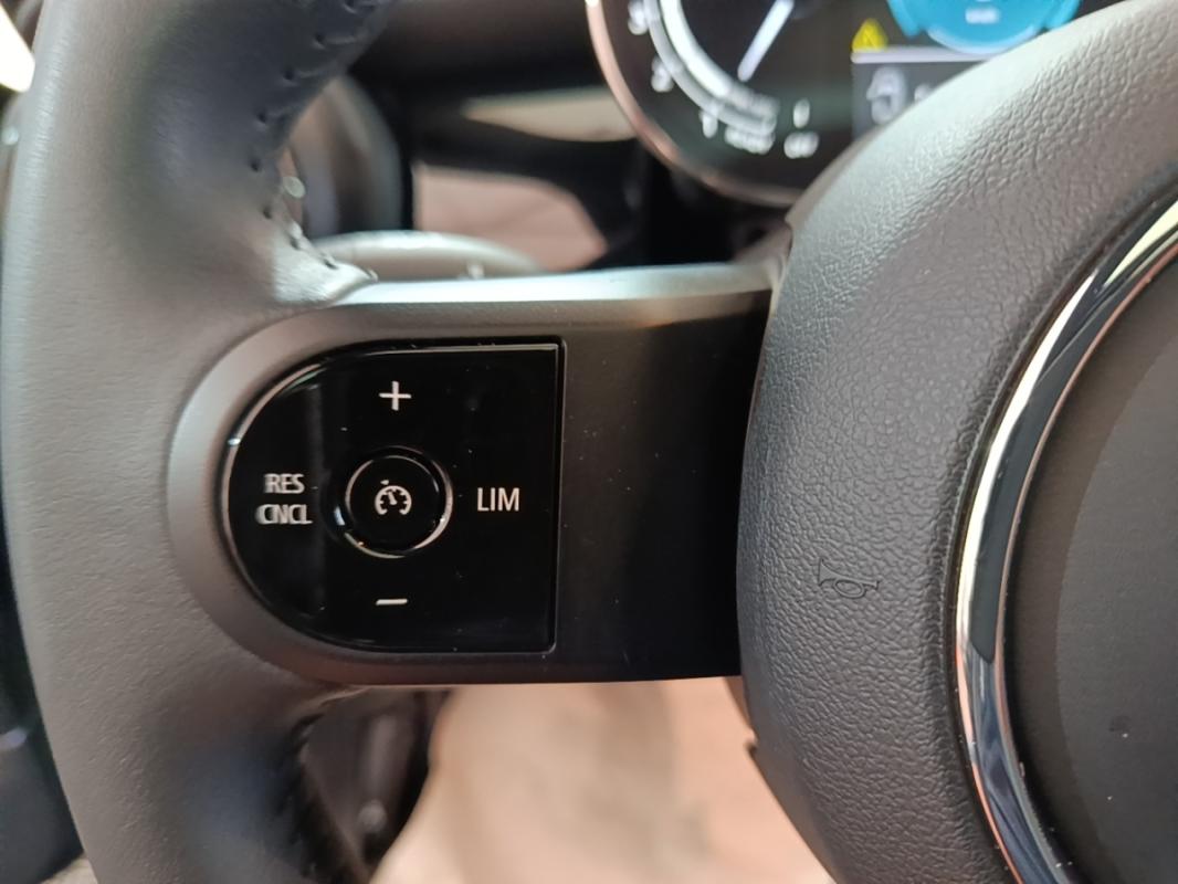 Mini Mini IV Cooper Edition Premium Plus 136 ch BVA7