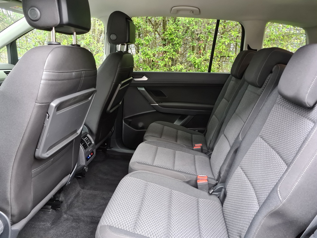Volkswagen Touran III 2.0 TDI 150 LOUNGE BUSINESS DSG7 7PL