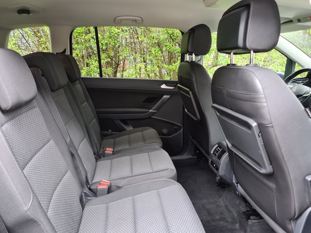 Volkswagen Touran III 2.0 TDI 150 LOUNGE BUSINESS DSG7 7PL