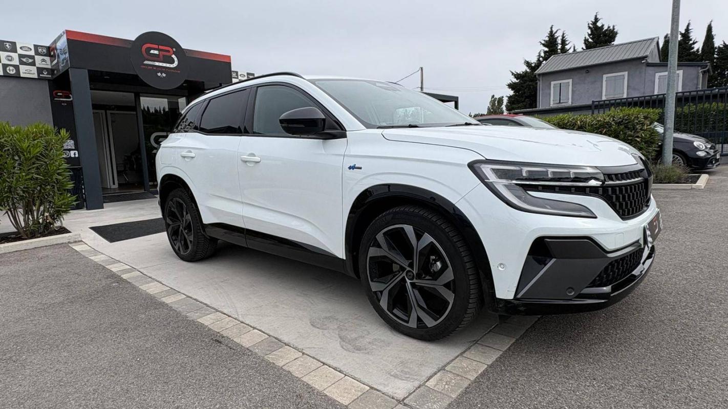 Renault Austral E-Tech hybrid 200 Iconic esprit Alpine