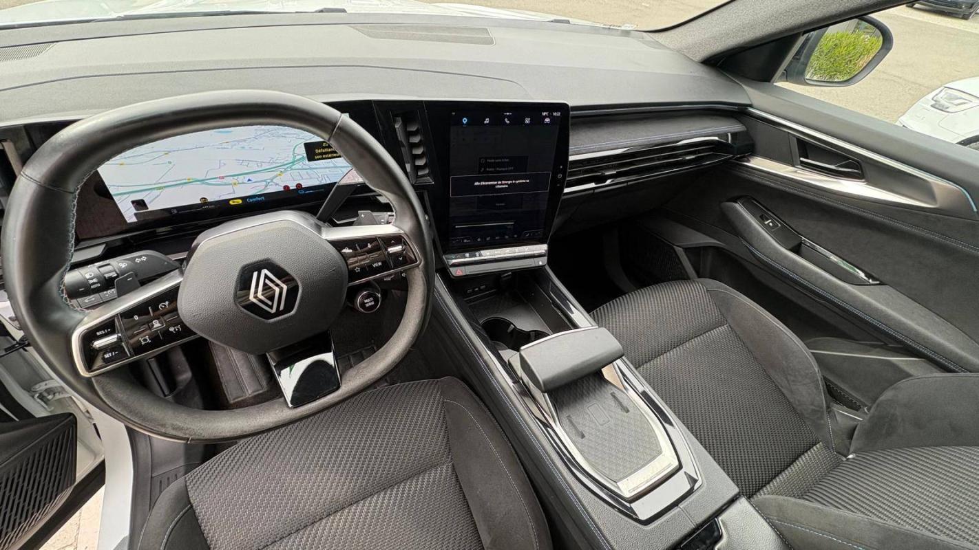 Renault Austral E-Tech hybrid 200 Iconic esprit Alpine