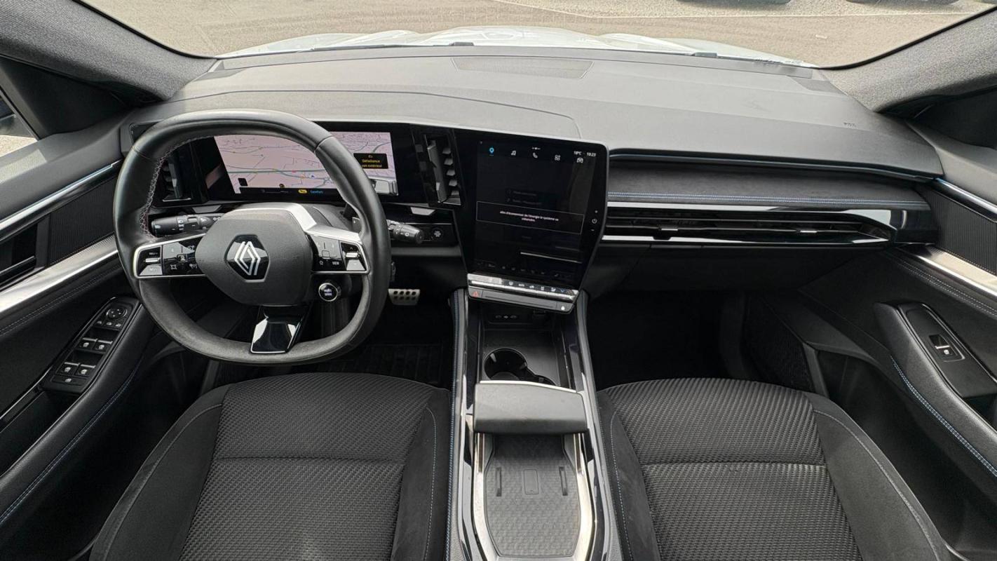 Renault Austral E-Tech hybrid 200 Iconic esprit Alpine