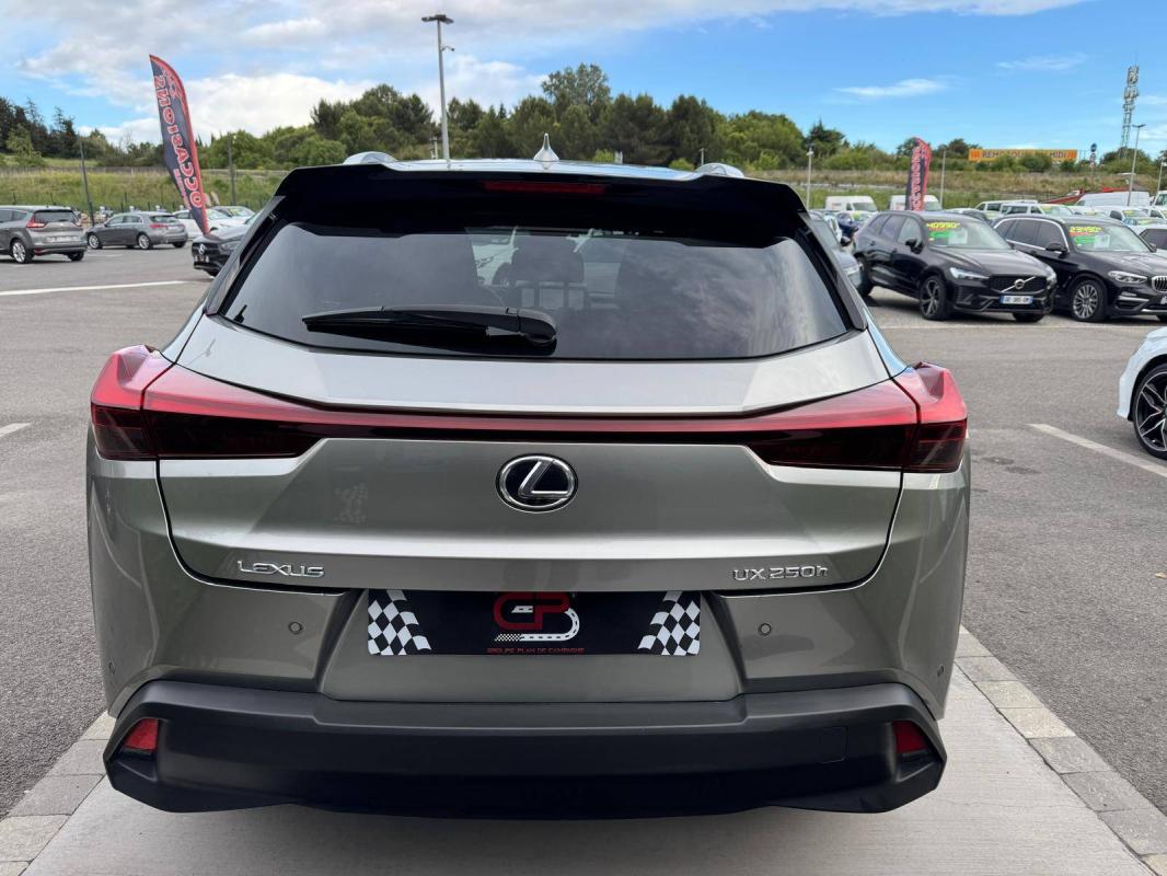 Lexus Ux 250h 2WD Luxe