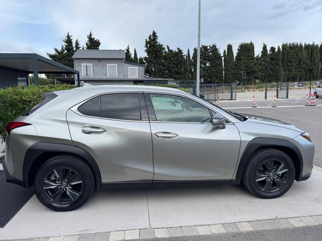Lexus Ux 250h 2WD Luxe